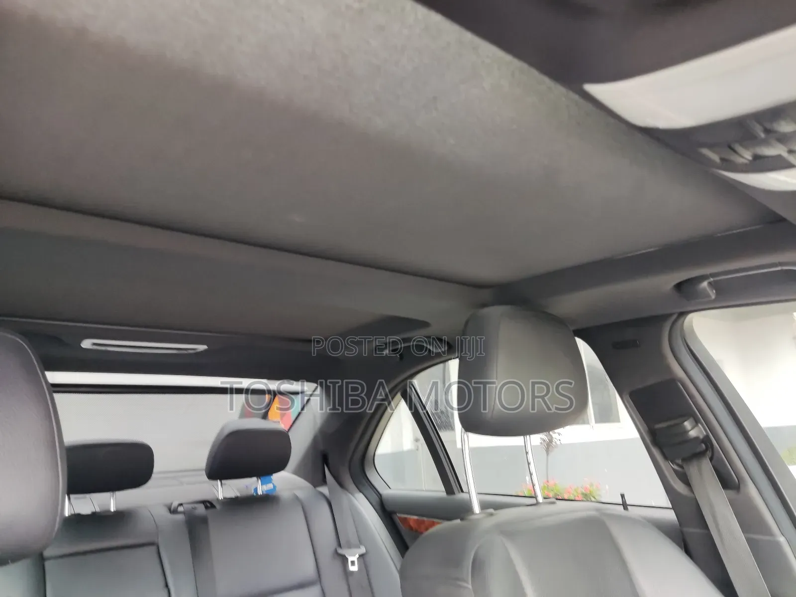 Mercedes-Benz C300 2011 White