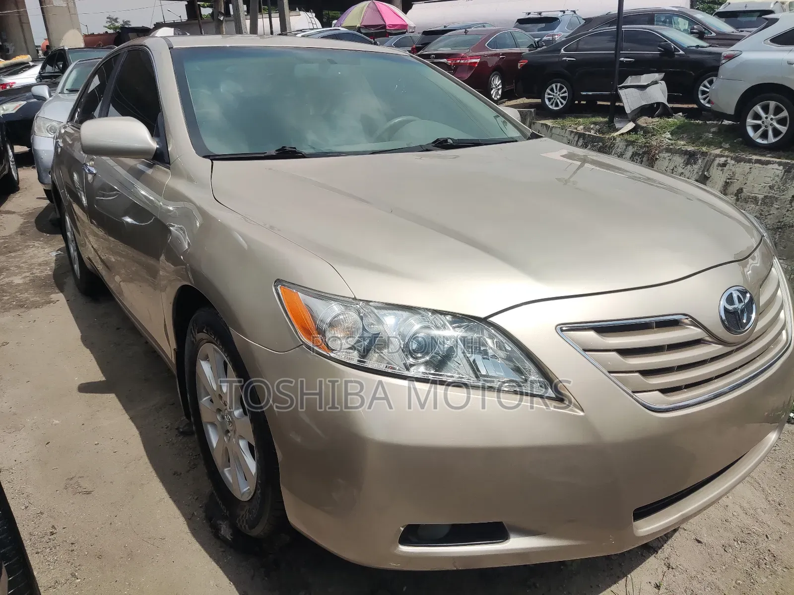 Toyota Camry 2008 Gold