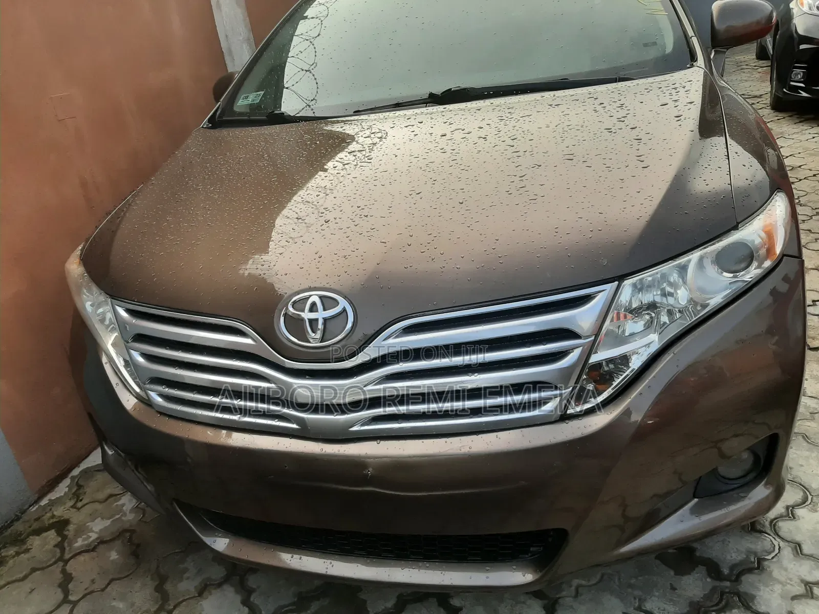 Toyota Venza V6 AWD 2010 Gold