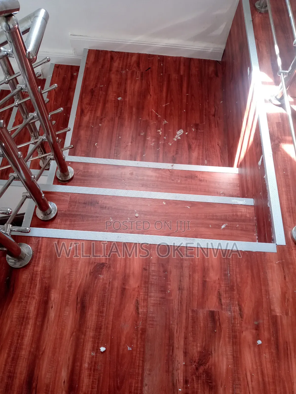 Give Your House and Office the Best Luxury Vinyl Flooring