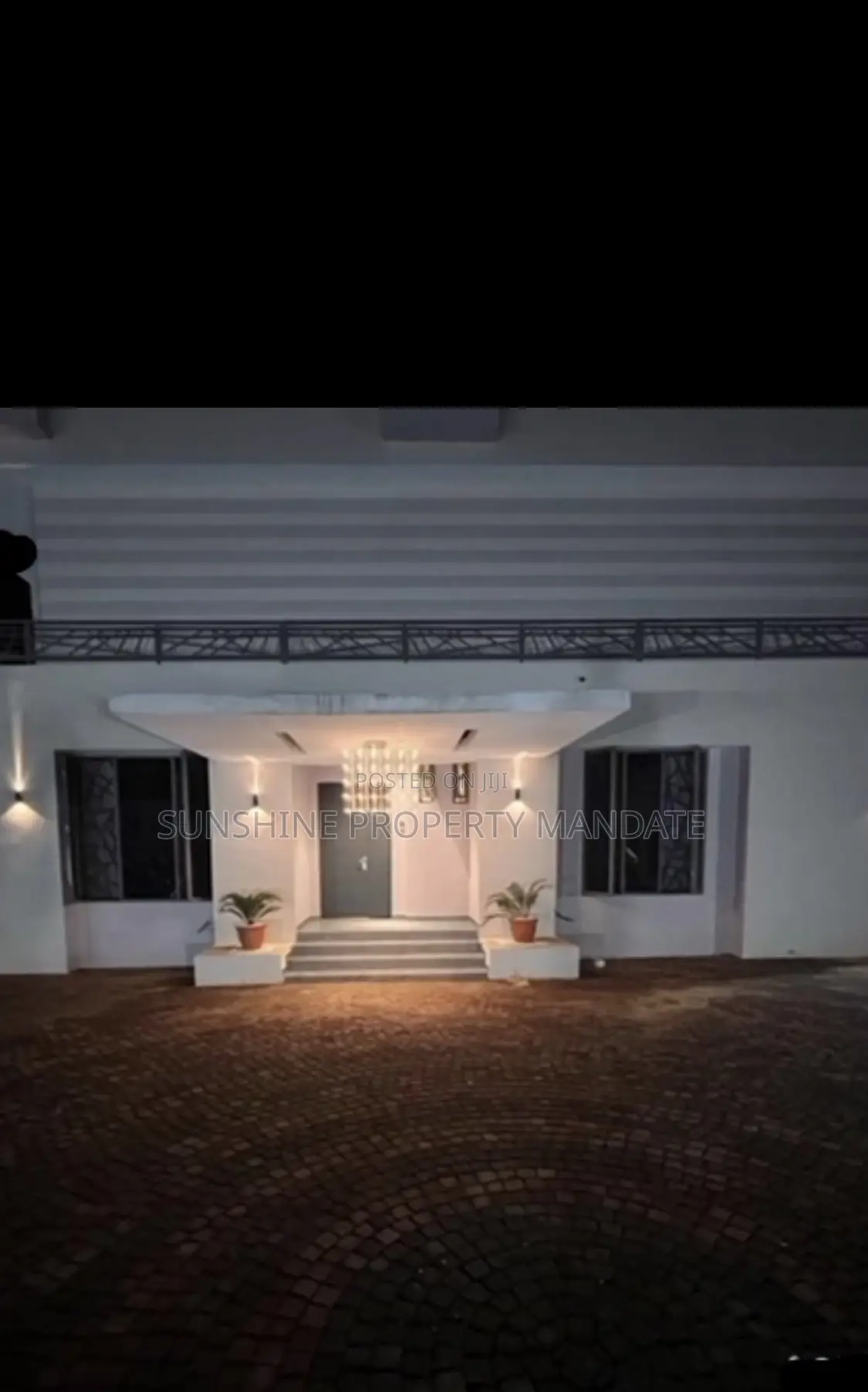 Furnished 7bdrm Duplex in Alagbaka G R A, Akure for sale