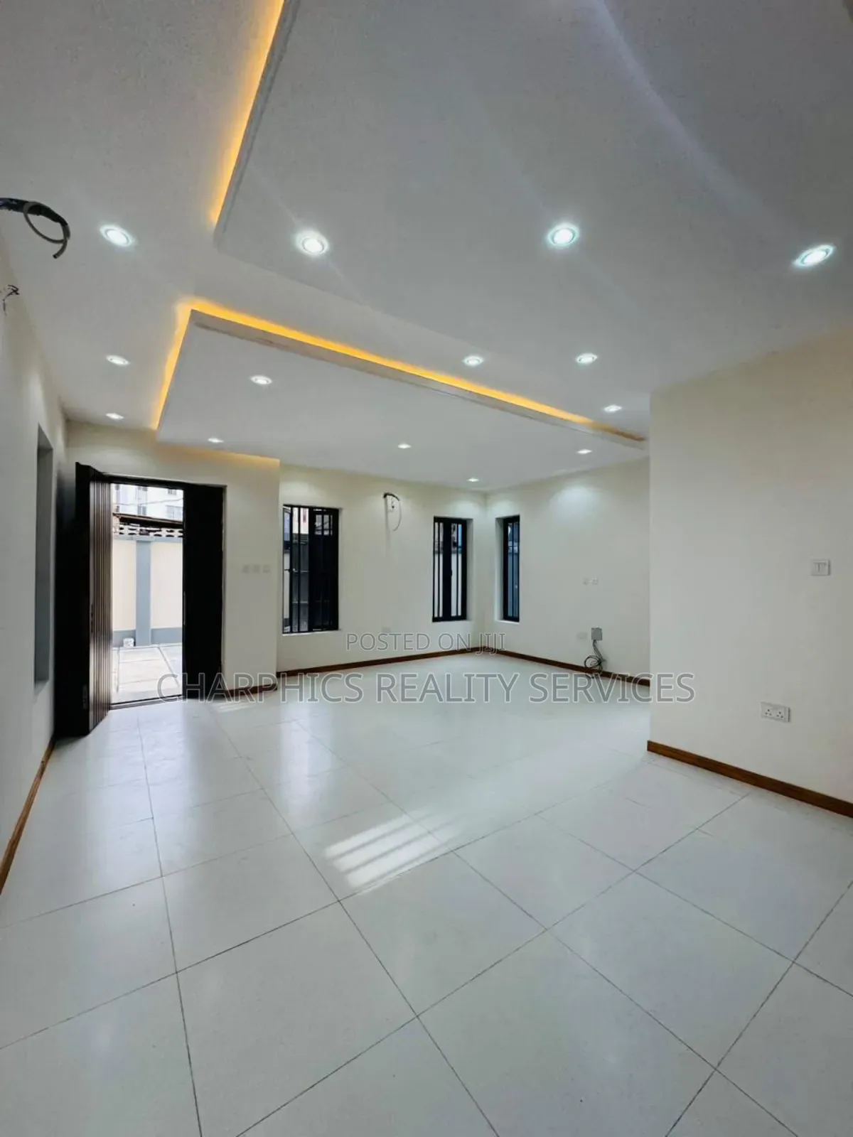 5bdrm Duplex in Maryland for sale