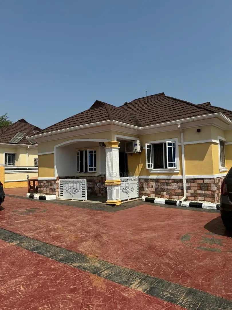 Furnished 3bdrm Bungalow in Main Alagbaka Gra, Akure for sale