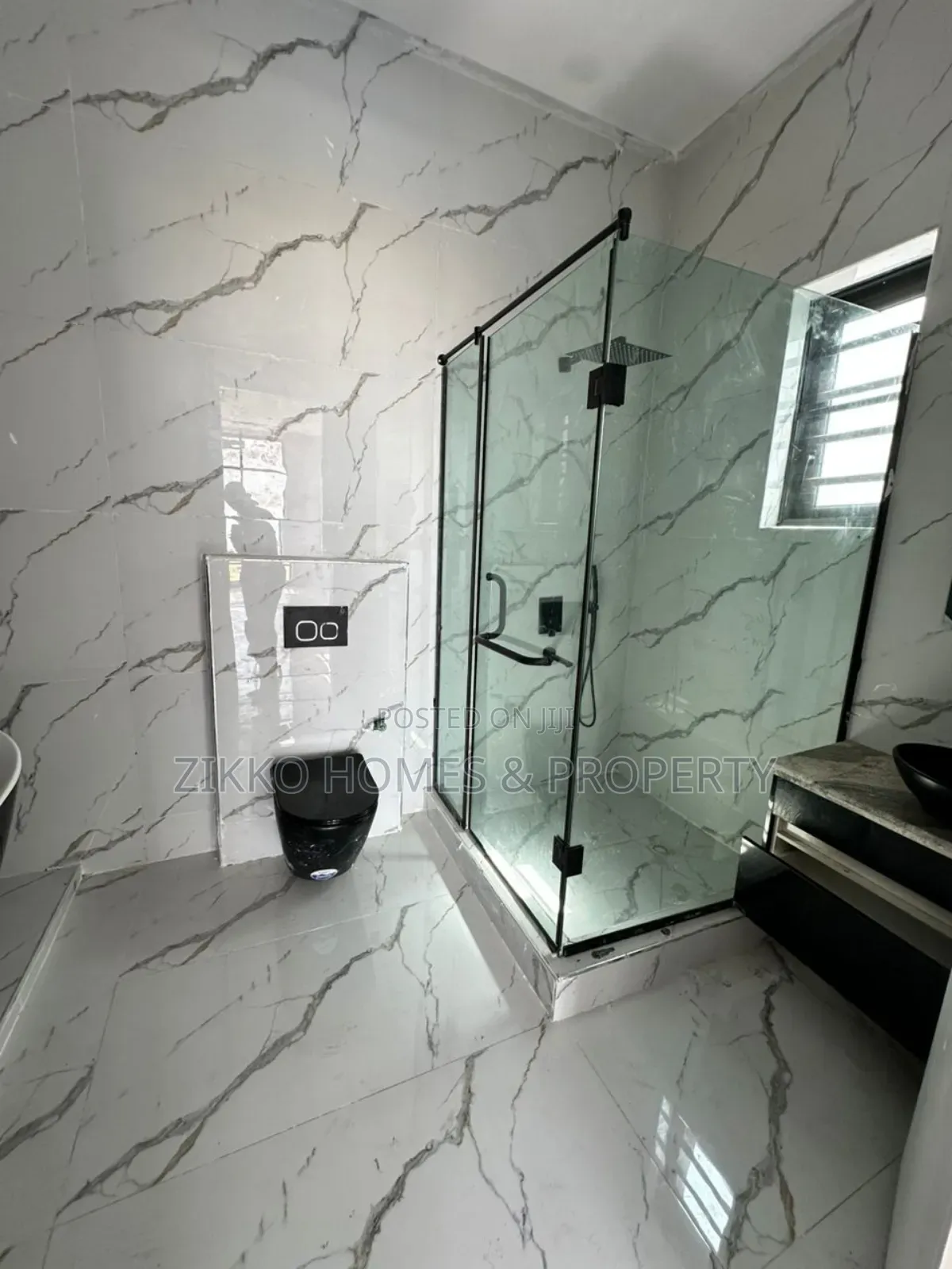 4bdrm Duplex in Ajah for sale
