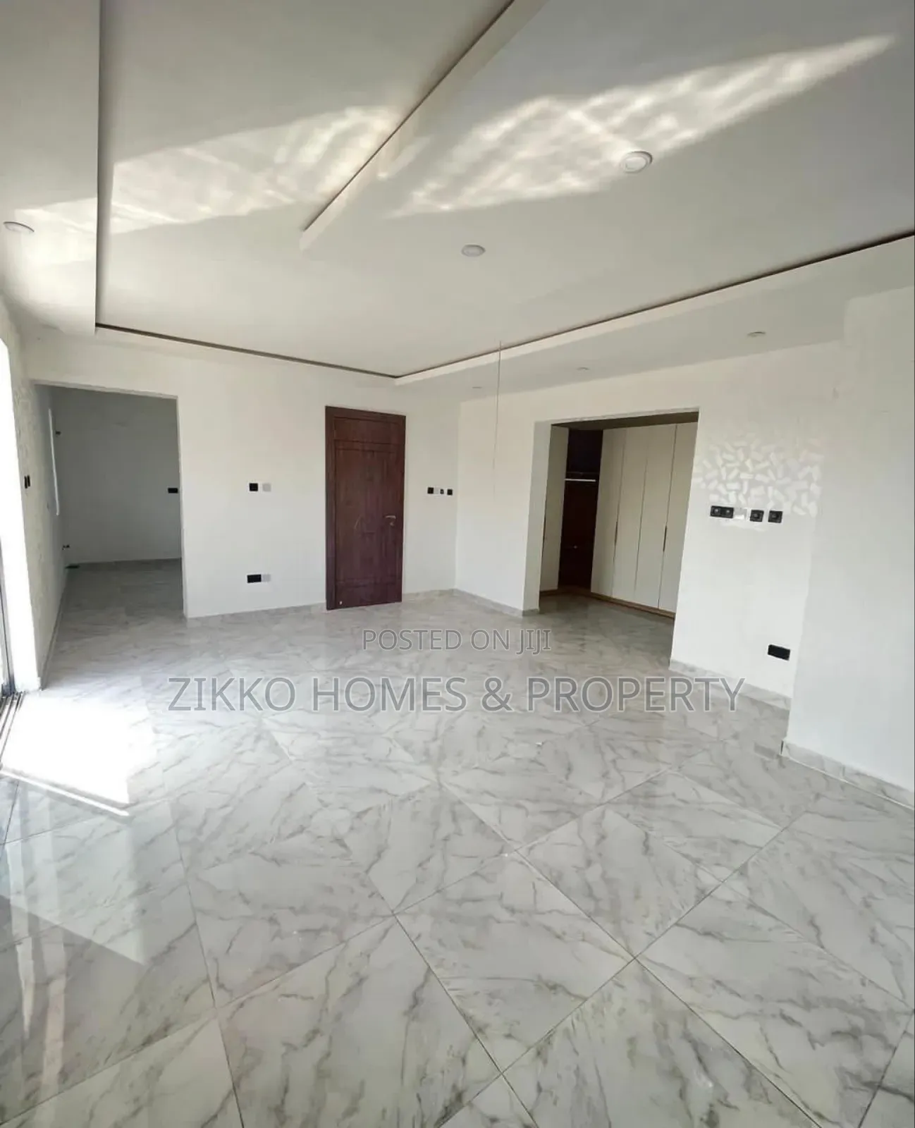 5bdrm Duplex in Osapa London, Lekki for sale