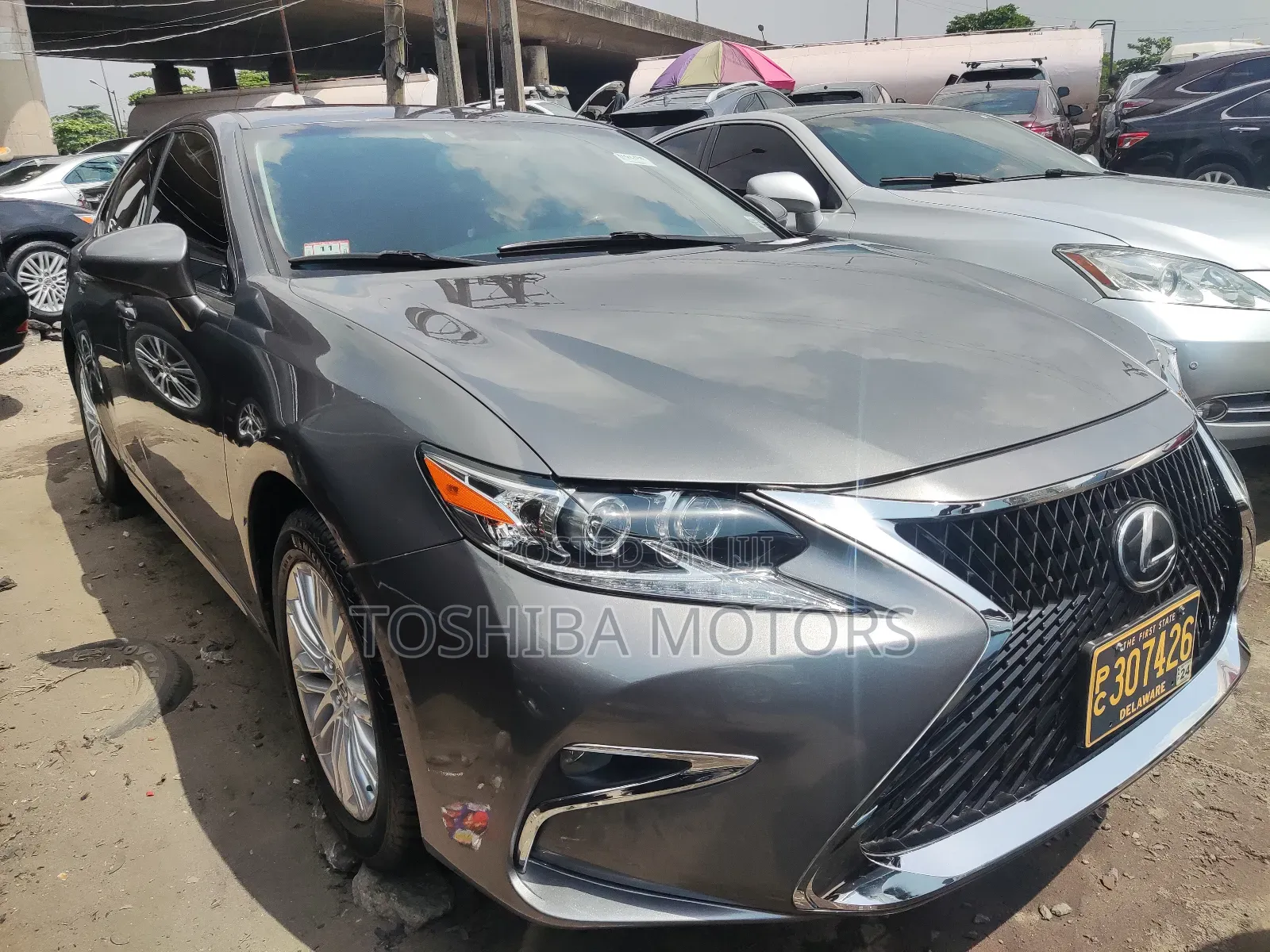 Lexus ES 350 FWD 2014 Gray
