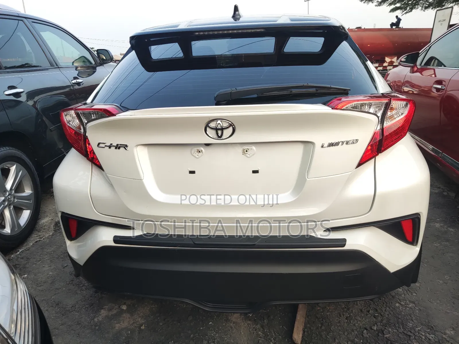 Toyota RAV4 Limited 2021 White