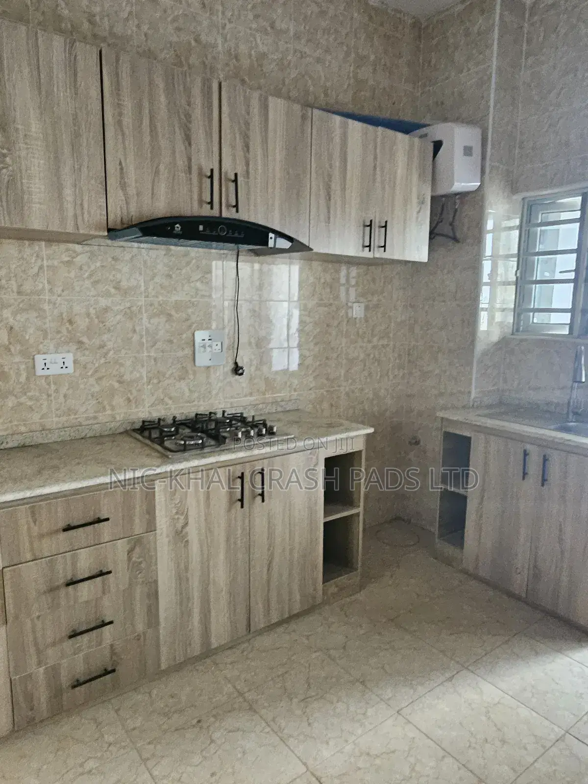 3bdrm Block of Flats in Jahi Gilmor for rent