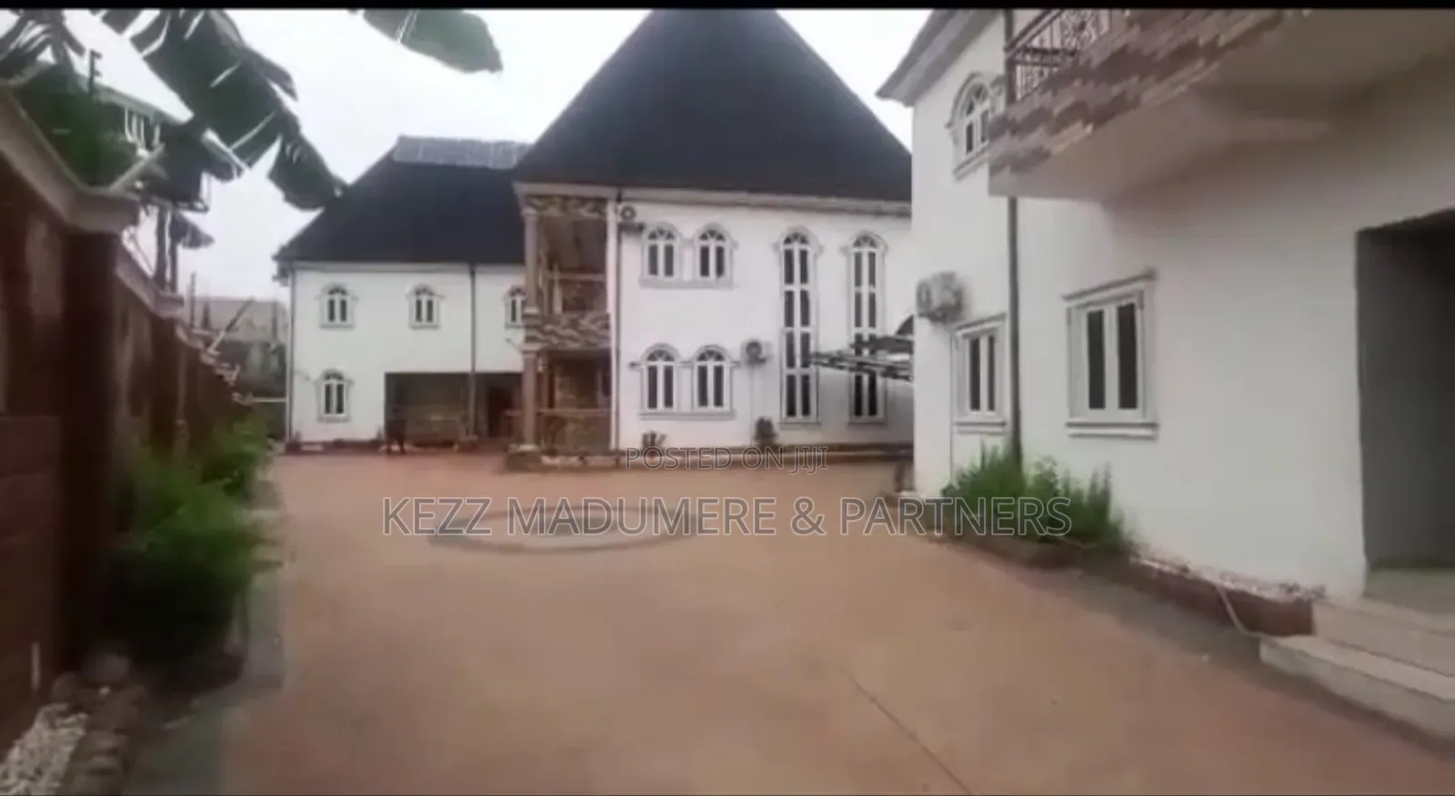 5bdrm Duplex in Gated Estate , Off for sale