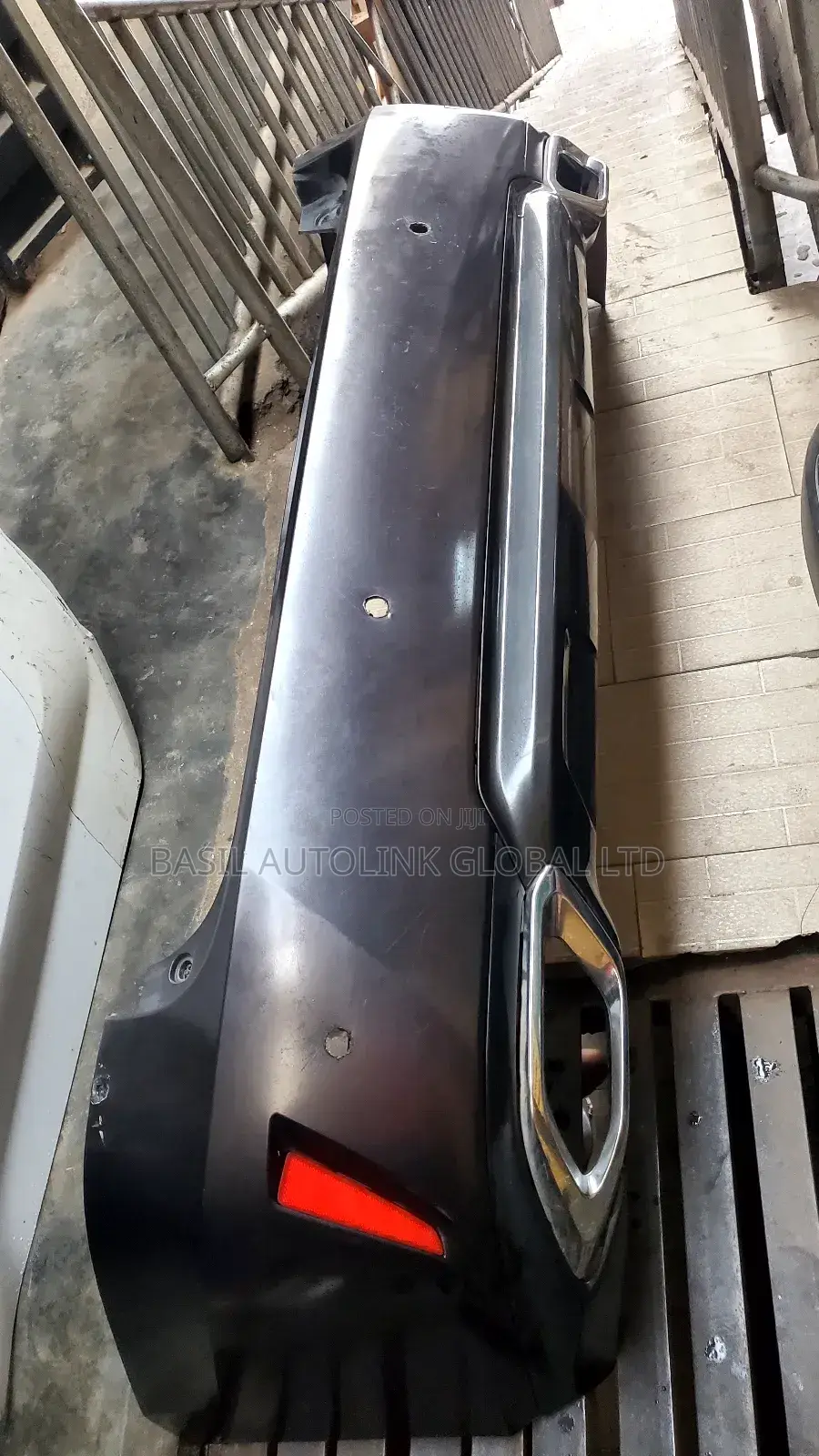 Back Bumper Rx350 2022