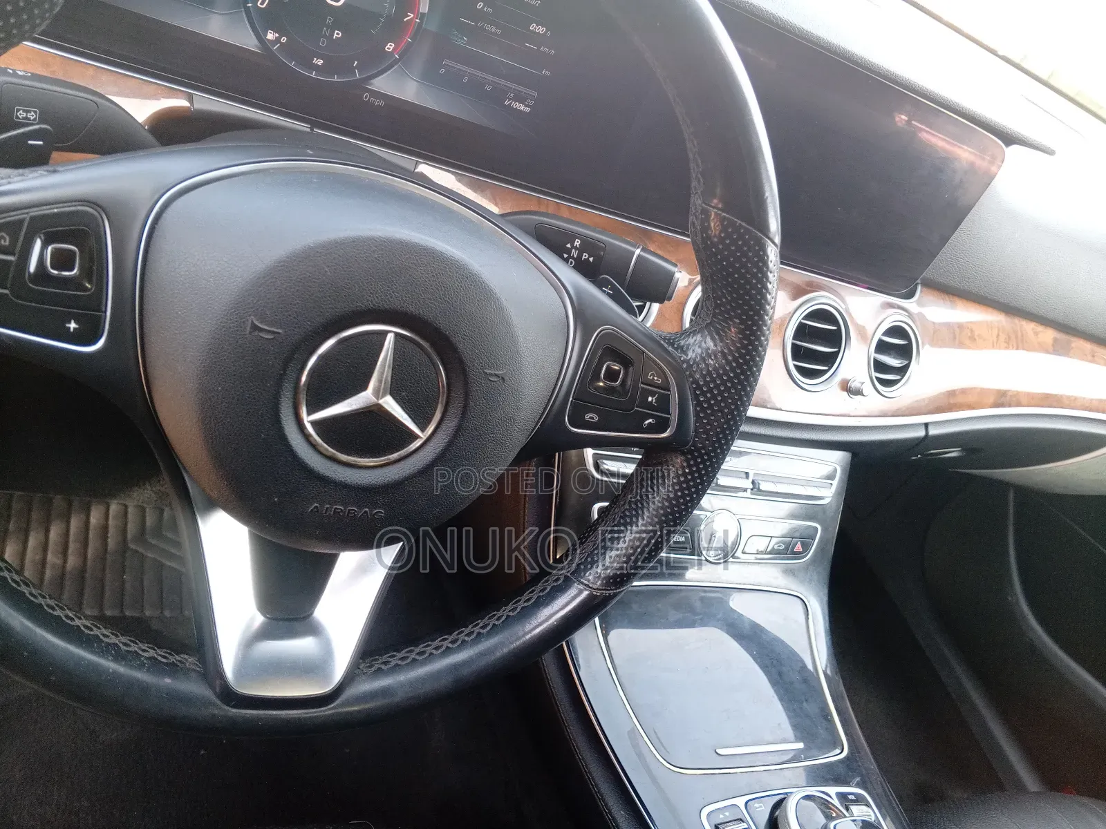 Mercedes-Benz E300 2016 Blue