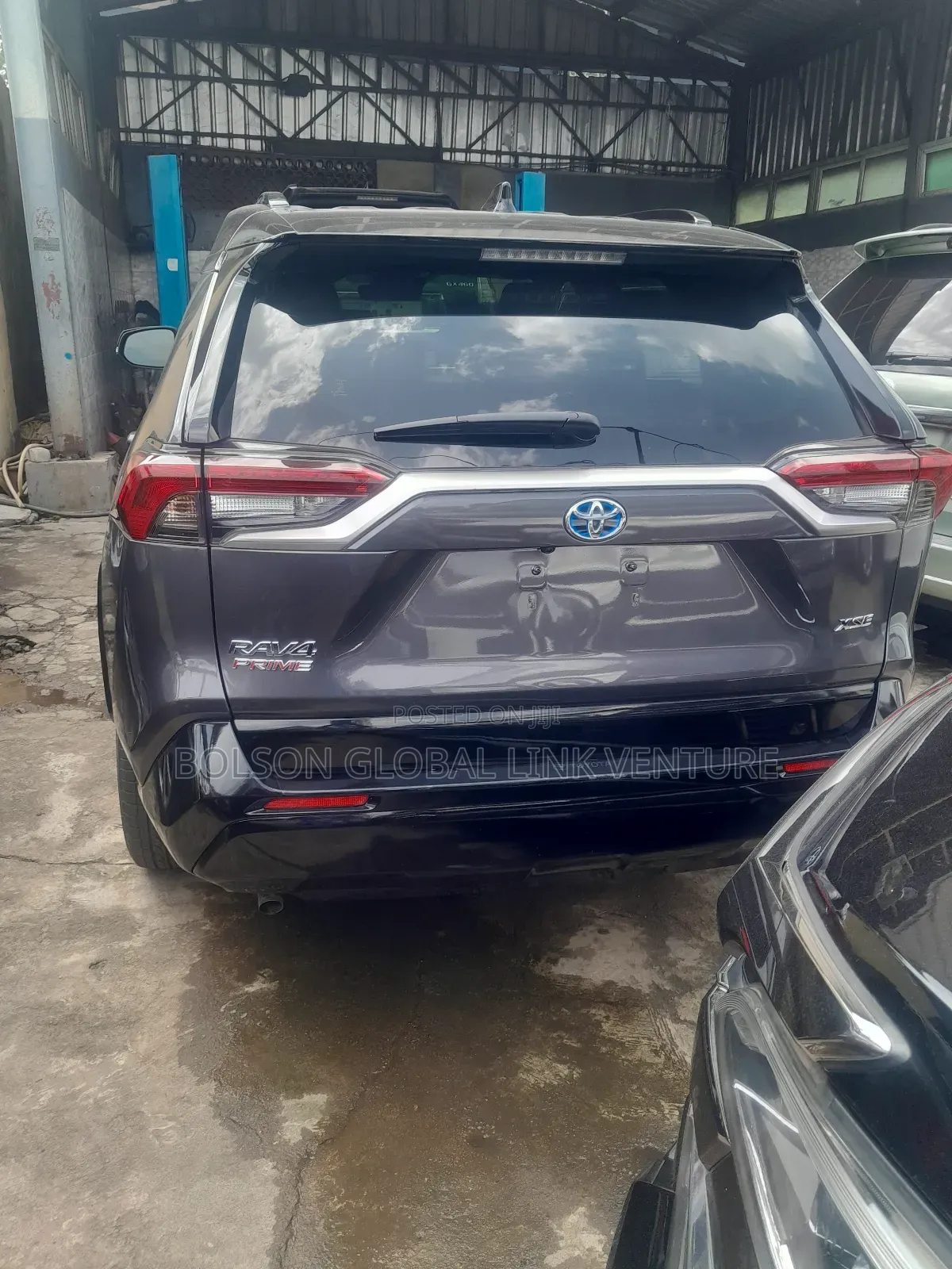 Toyota RAV4 Limited AWD 2023 Gray
