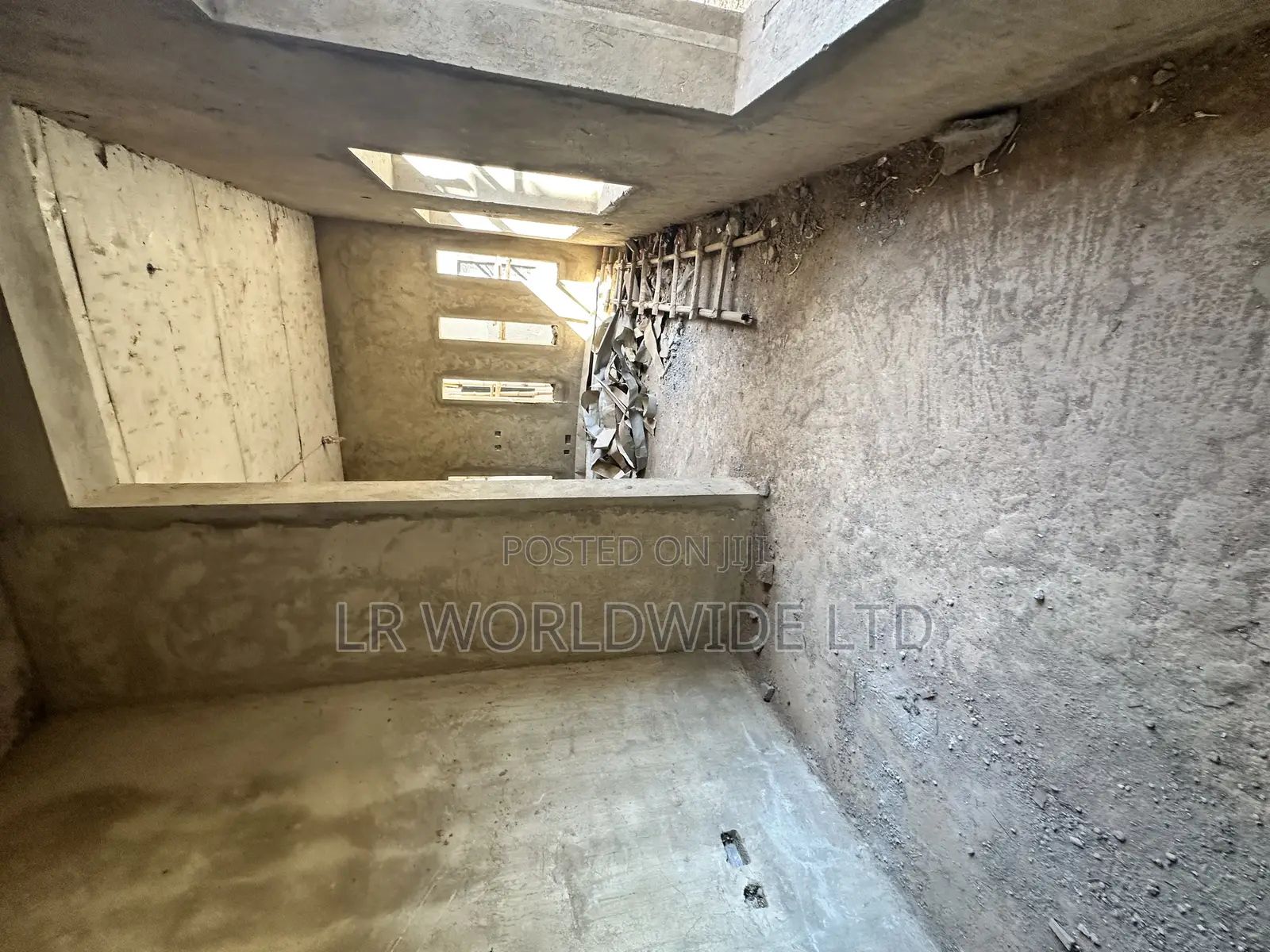 6bdrm Duplex in Katampe for sale