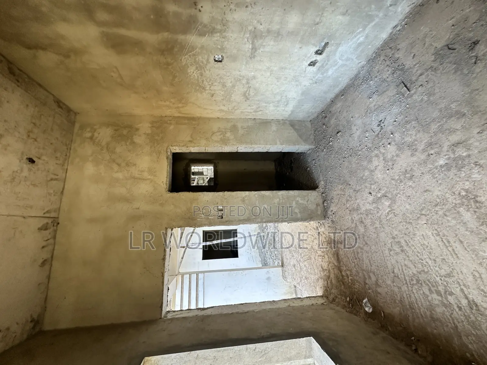6bdrm Duplex in Katampe for sale