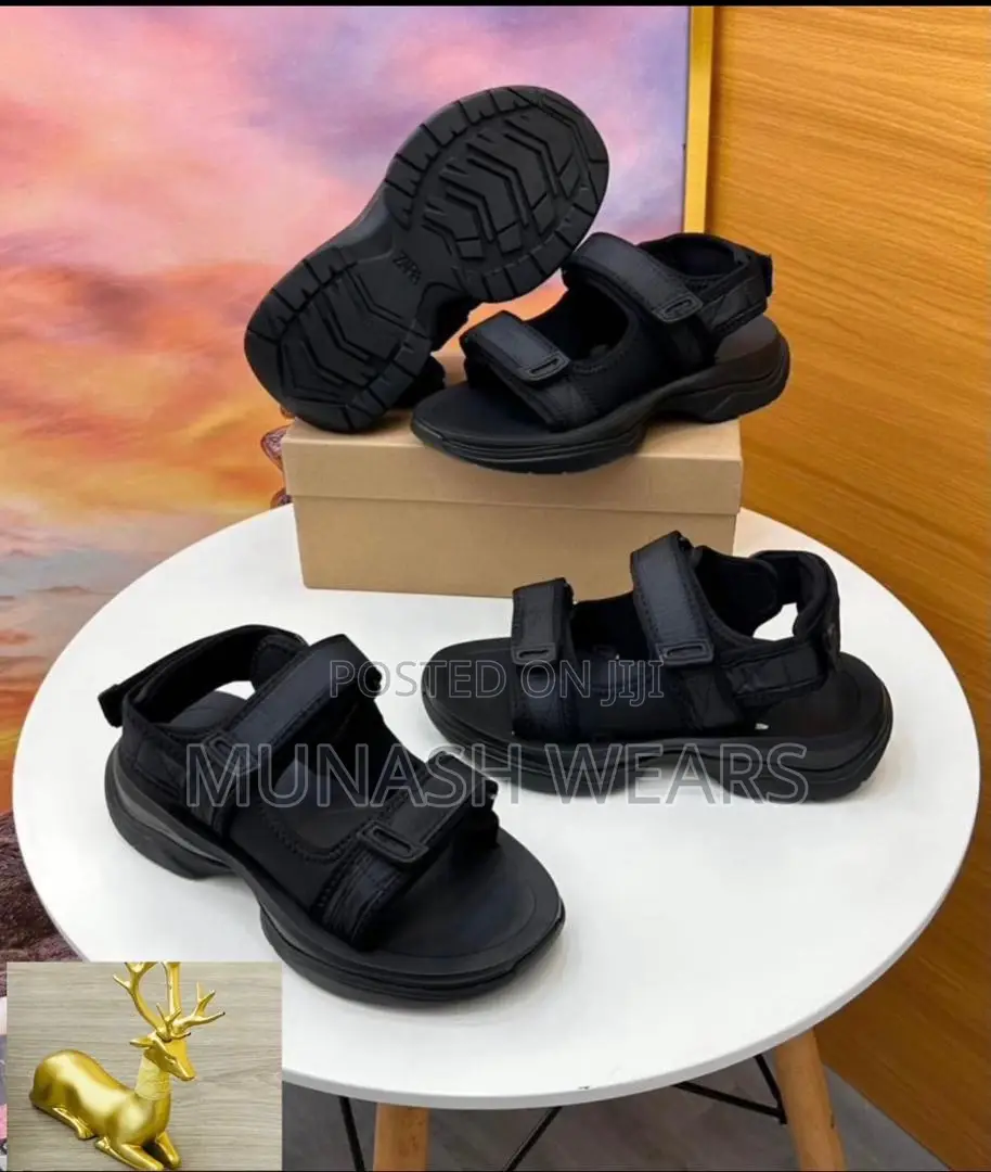 New in Zara Luxury Sandal Available in Store