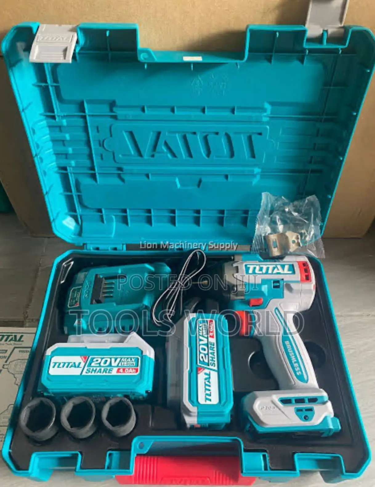 Total Tiwli2085 Impact Wrench 1/2 Inch Li-Ion 20 Volt 850nm