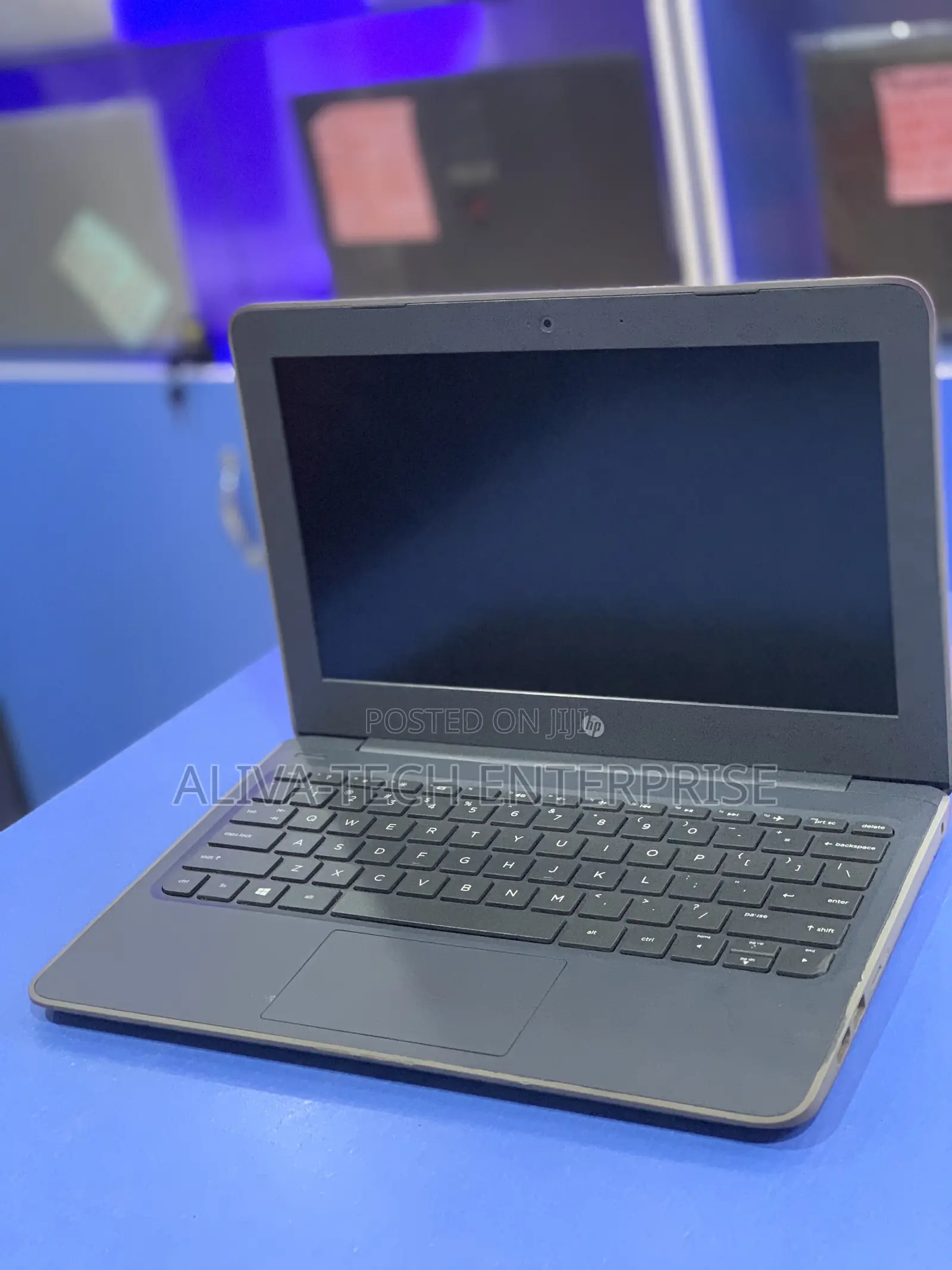 Laptop HP Stream 11 Pro G4 EE 4GB Intel SSD 60GB