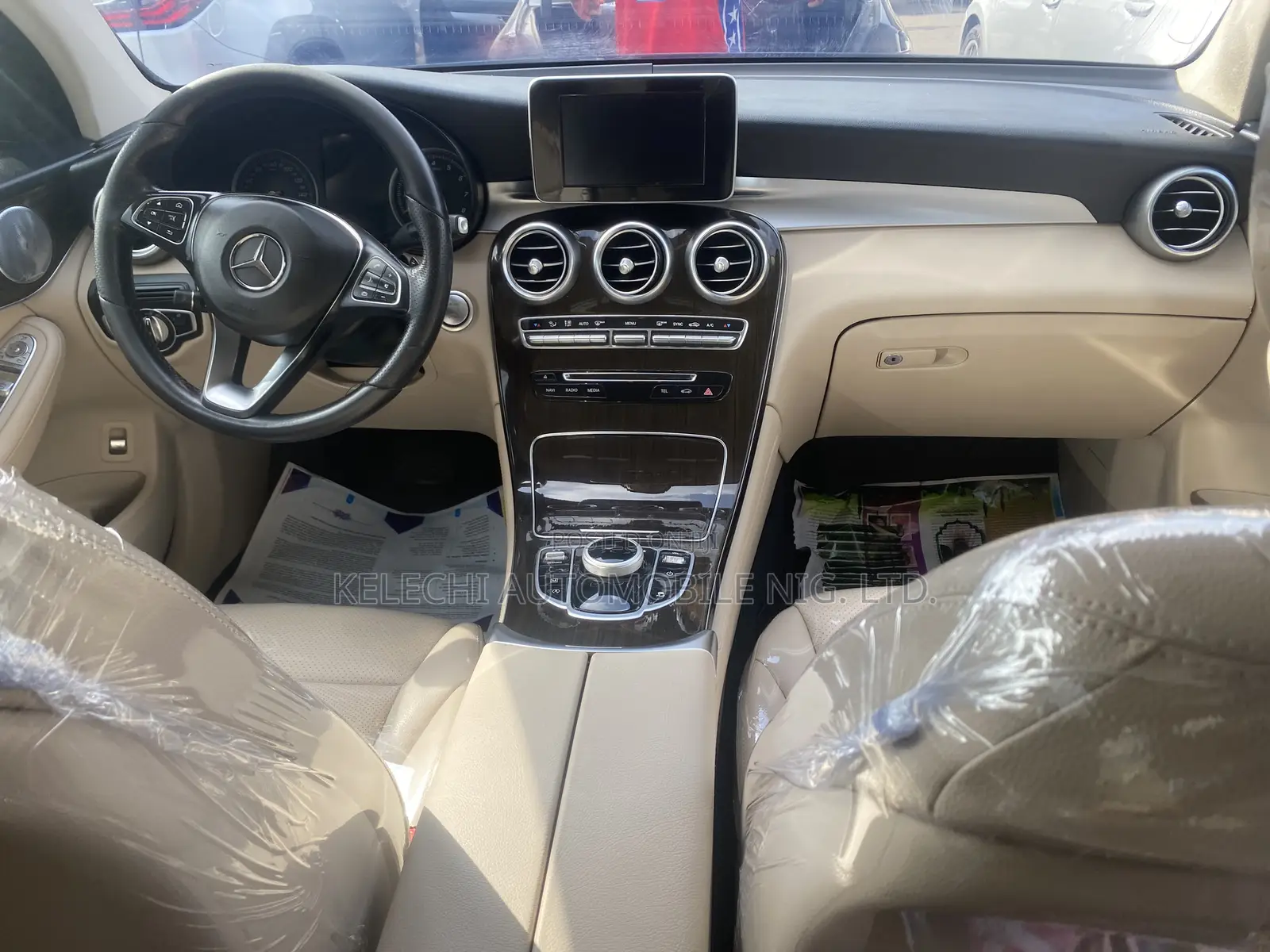 Mercedes-Benz GLC-Class 2019 Blue