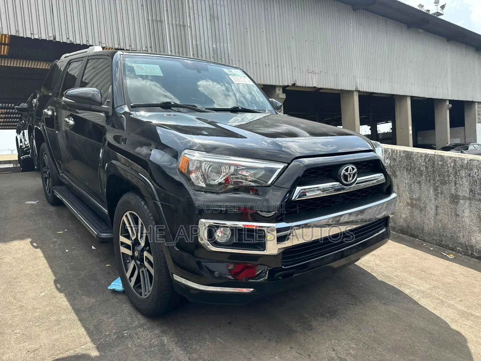 Toyota 4-Runner SR5 4x2 Premium 2018 Black