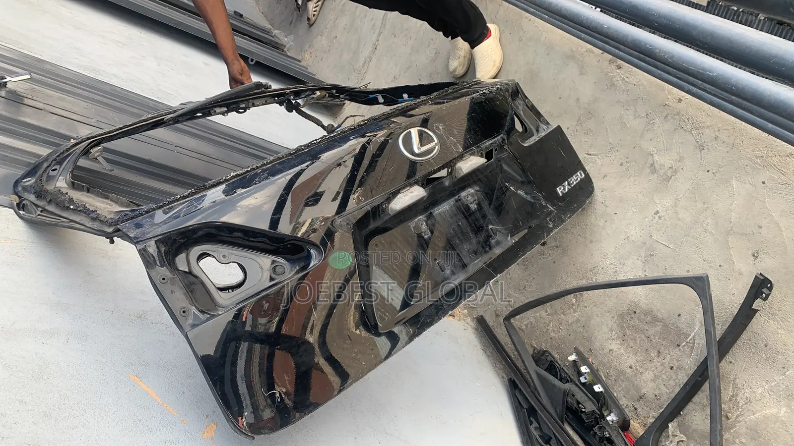 Empty Boot Lexus RX 350 2015