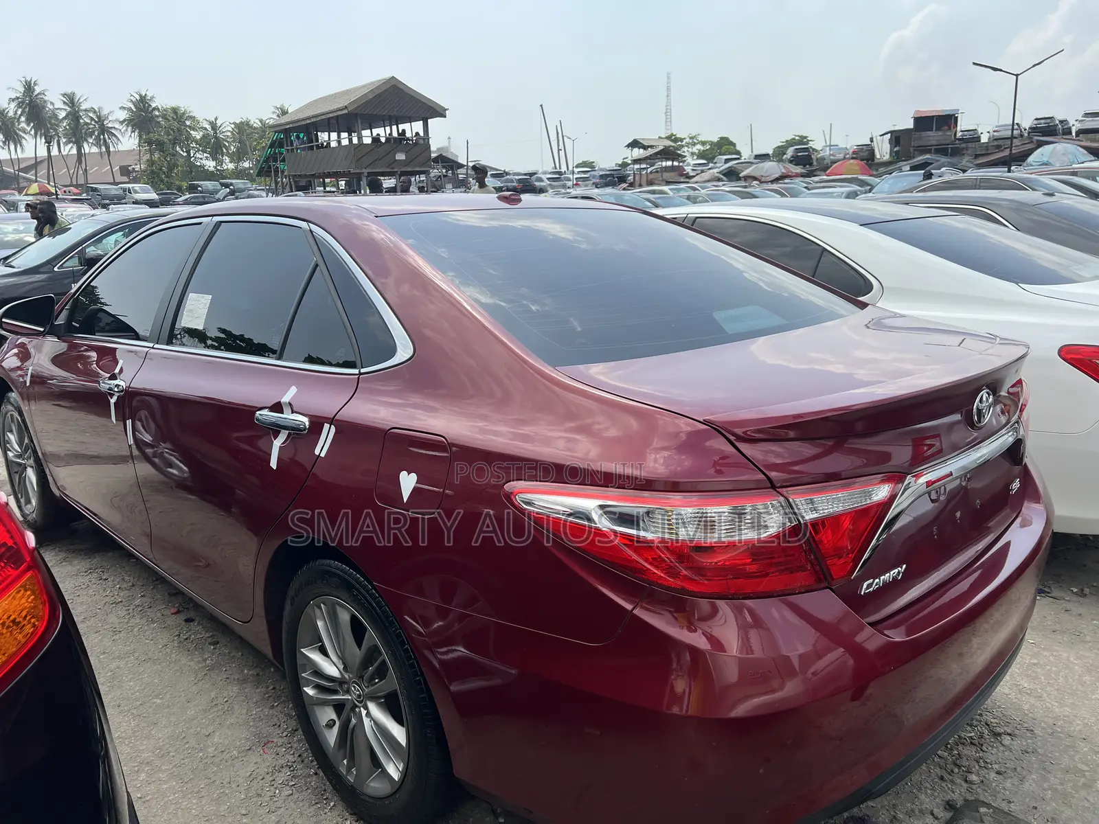 Toyota Camry 2016 Red
