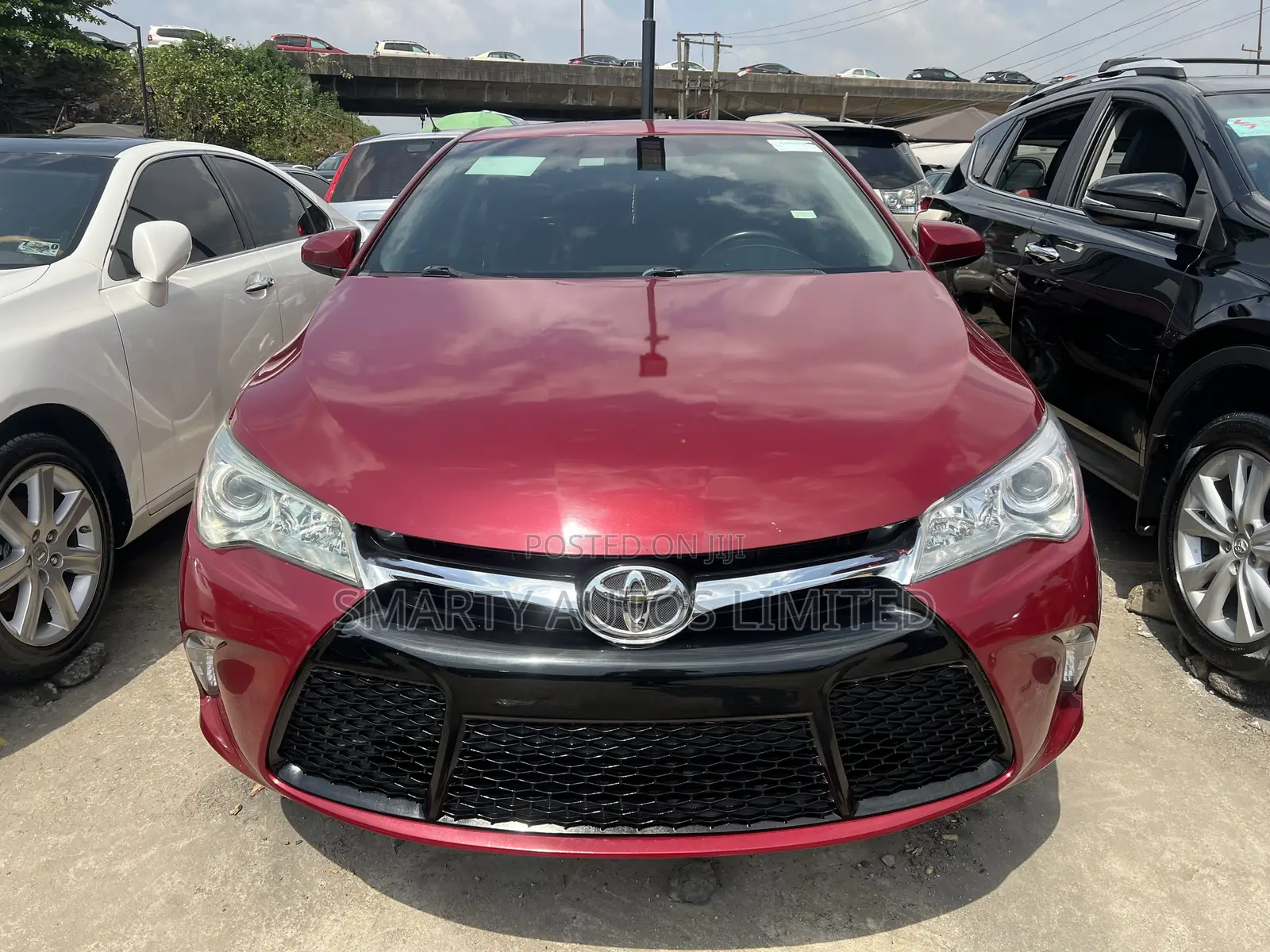 Toyota Camry 2016 Red