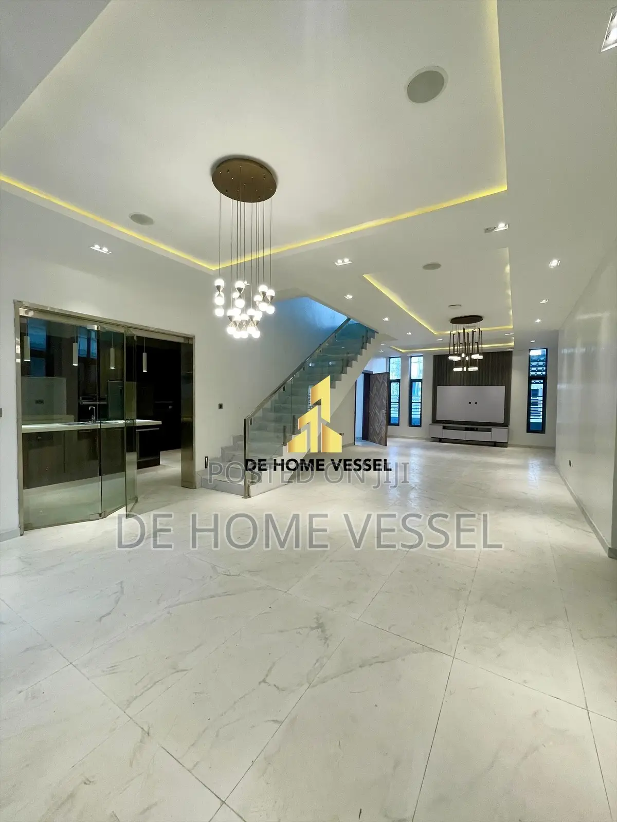 5bdrm Duplex in Osapa london for sale