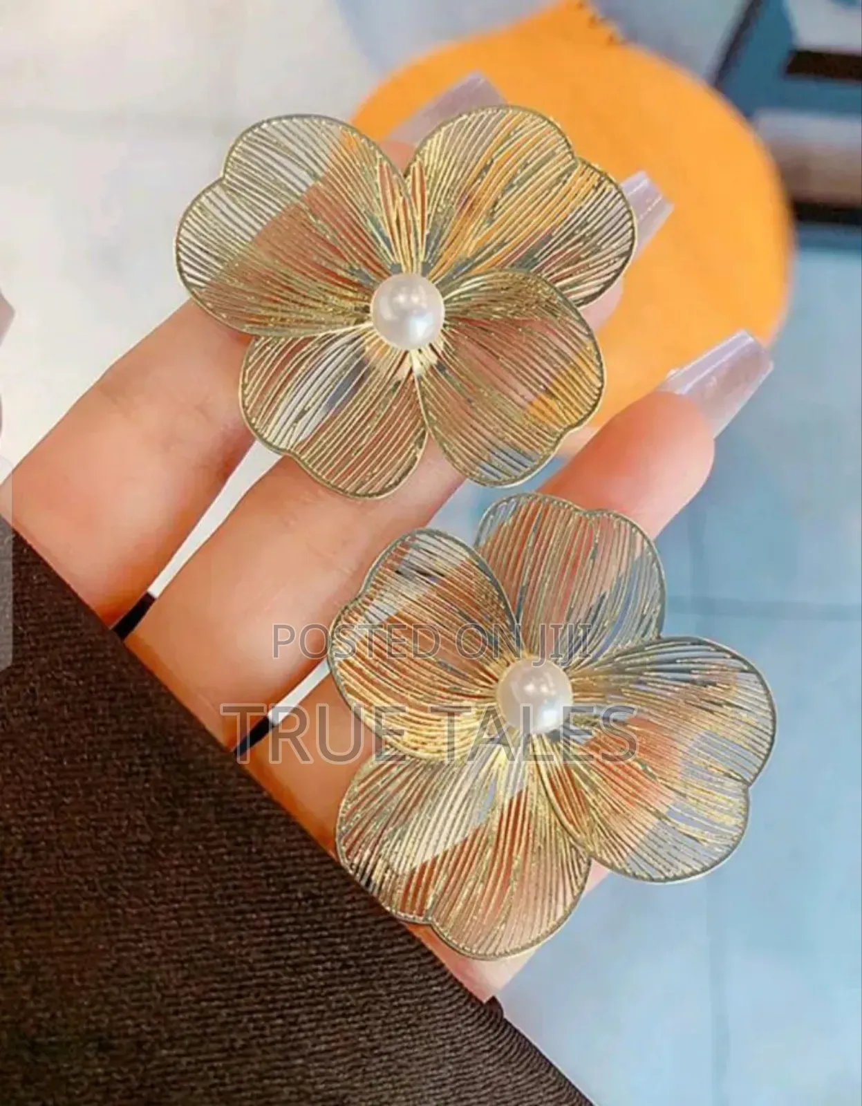 Ladies Gold Mesh Earrings Design