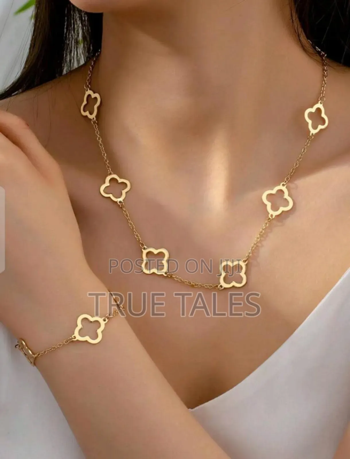 Hollow Out Leaf Clover Flower Necklace and Bracelet Sets