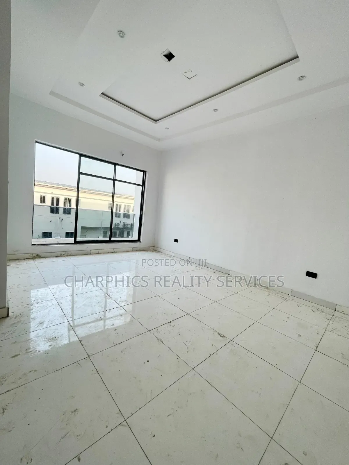 4bdrm Duplex in Lekki for sale