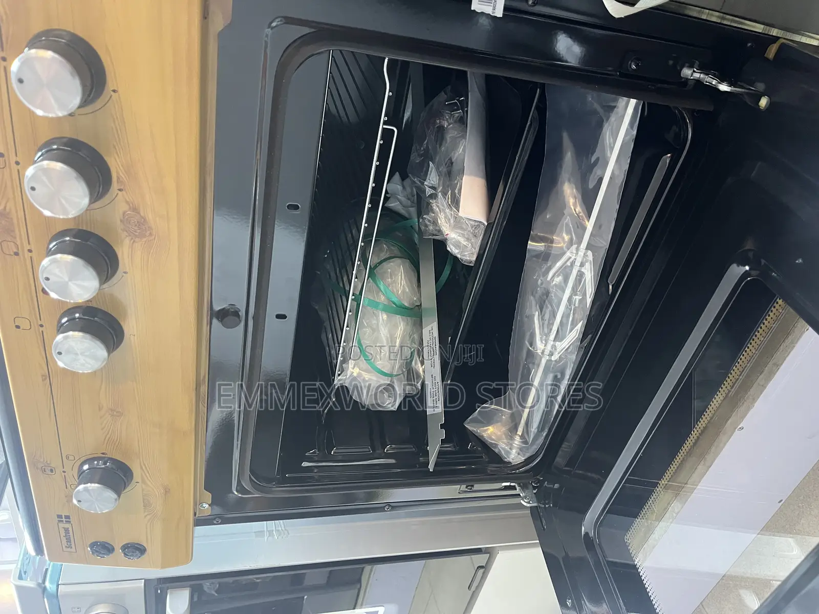 SCANFROST Cooker 60*60 Wood 3gas 1electric