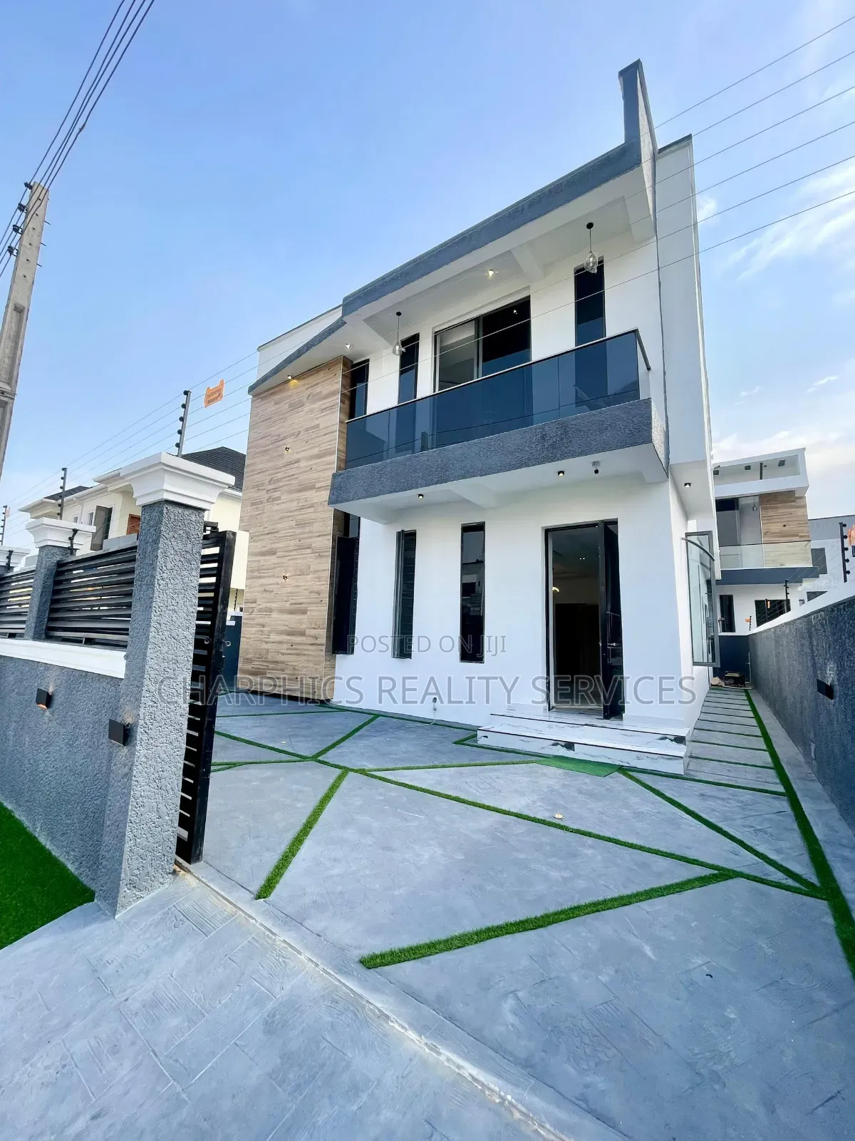 5bdrm Duplex in Lekki for sale