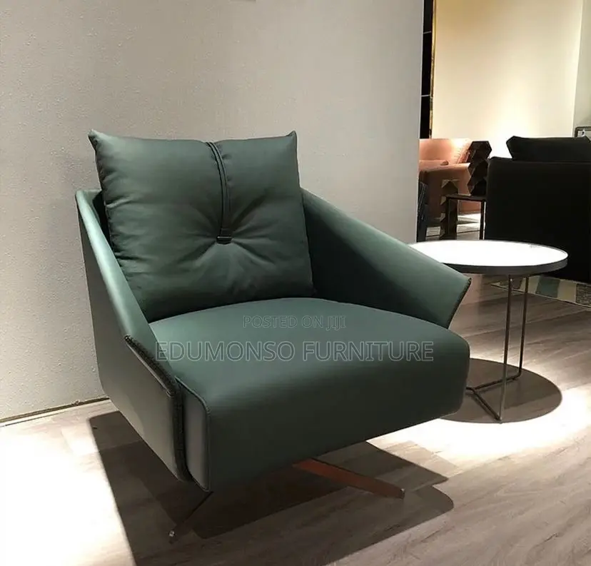 Relax Occasional Lounge Swivel Chair