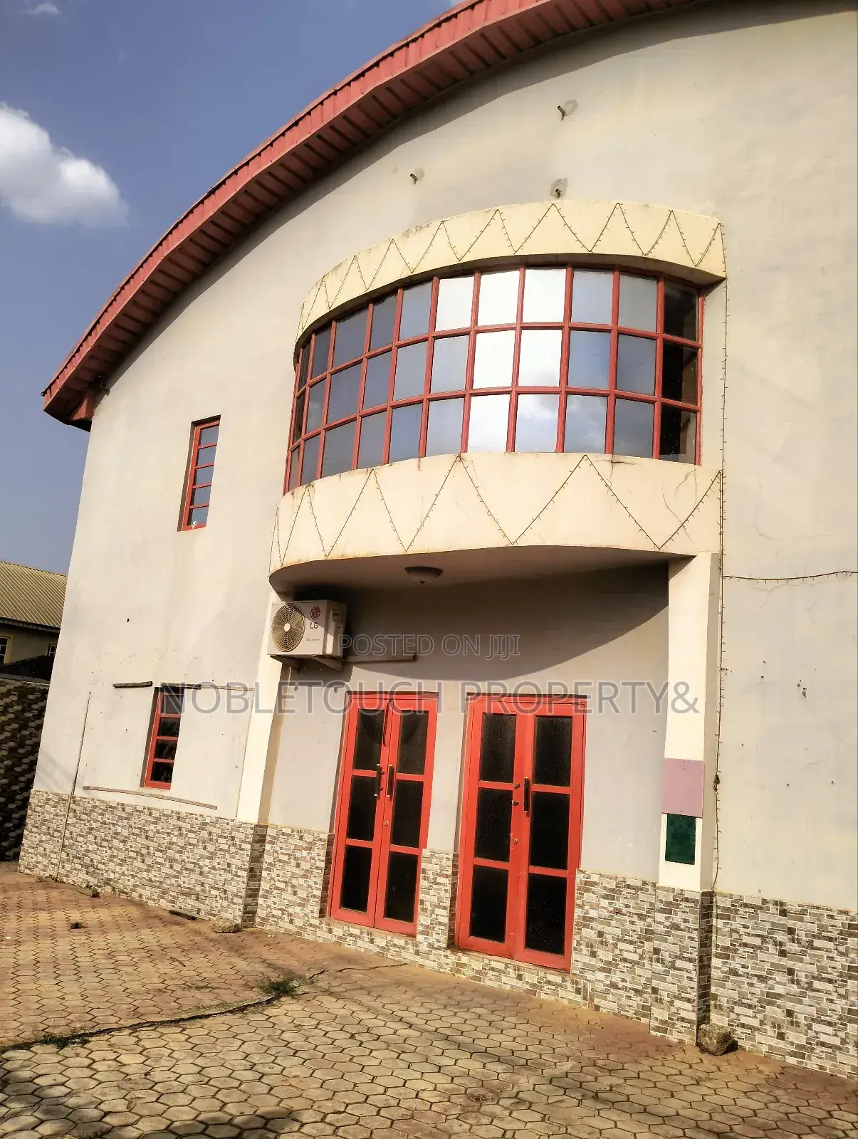 Functioning 3star Hotel With Modern Facilities at Iyana Ipaj
