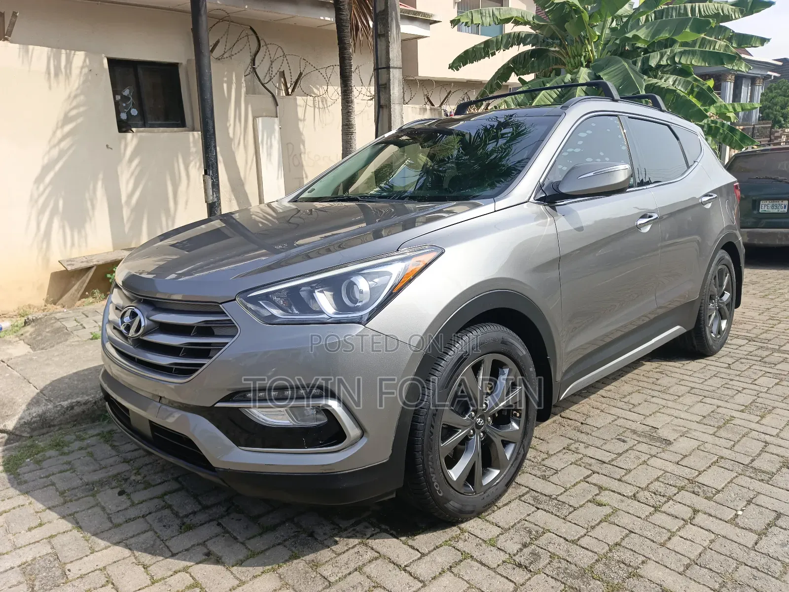 Hyundai Santa Fe SE AWD 2016 Gray