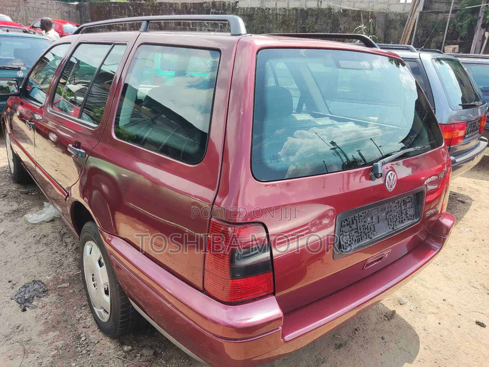 Volkswagen Golf 2003 Red