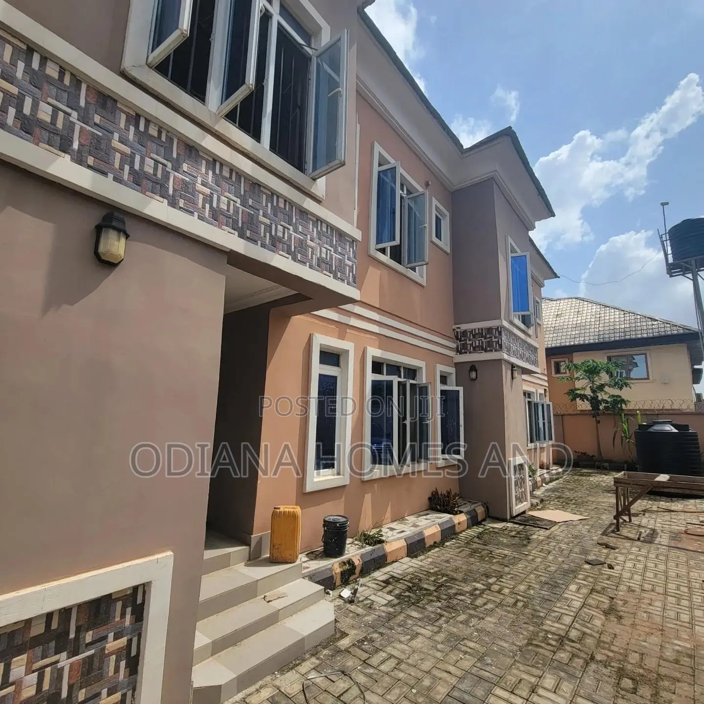 9bdrm Duplex in Akala Way, Akobo, for sale