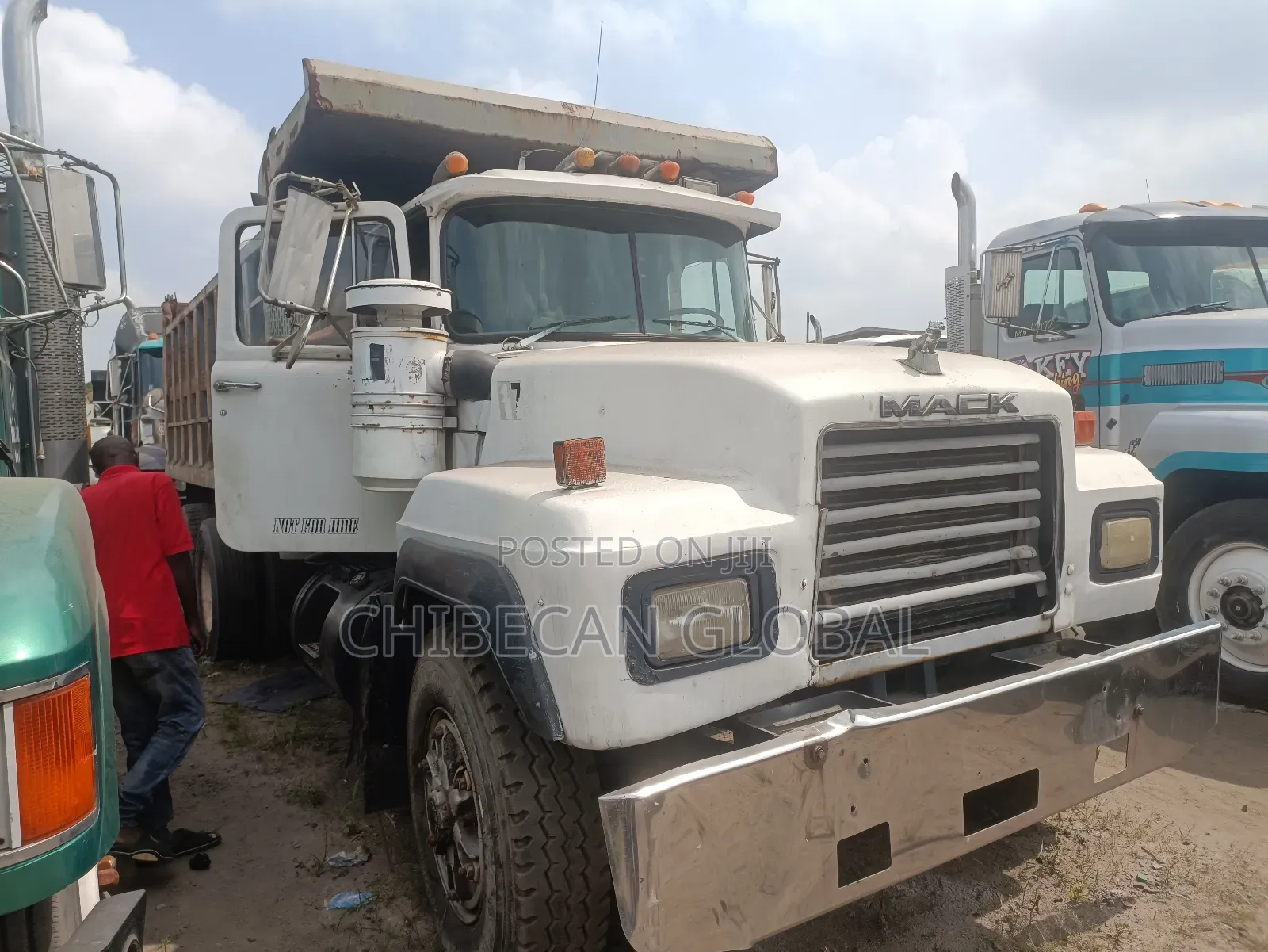 Mack Rd Tipper Truck 10 Tyres (Foreign Used)