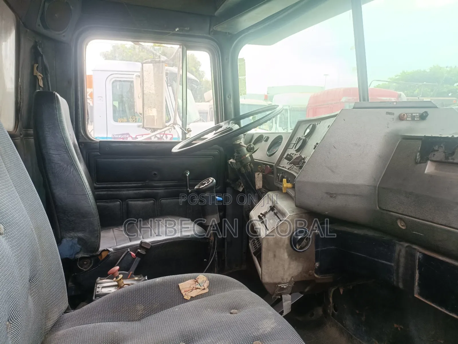 Mack Rd Tipper Truck 10 Tyres (Foreign Used)