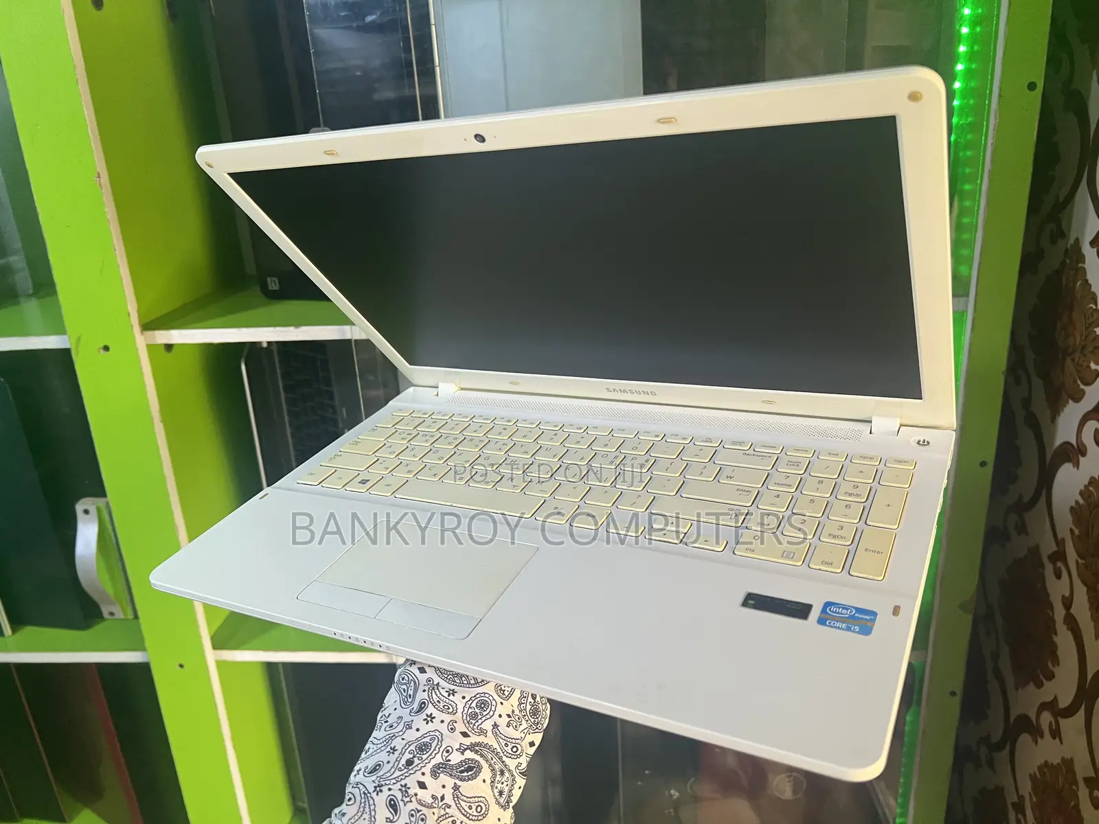 Laptop Samsung NP550P5C 8GB Intel Core I5 HDD 500GB