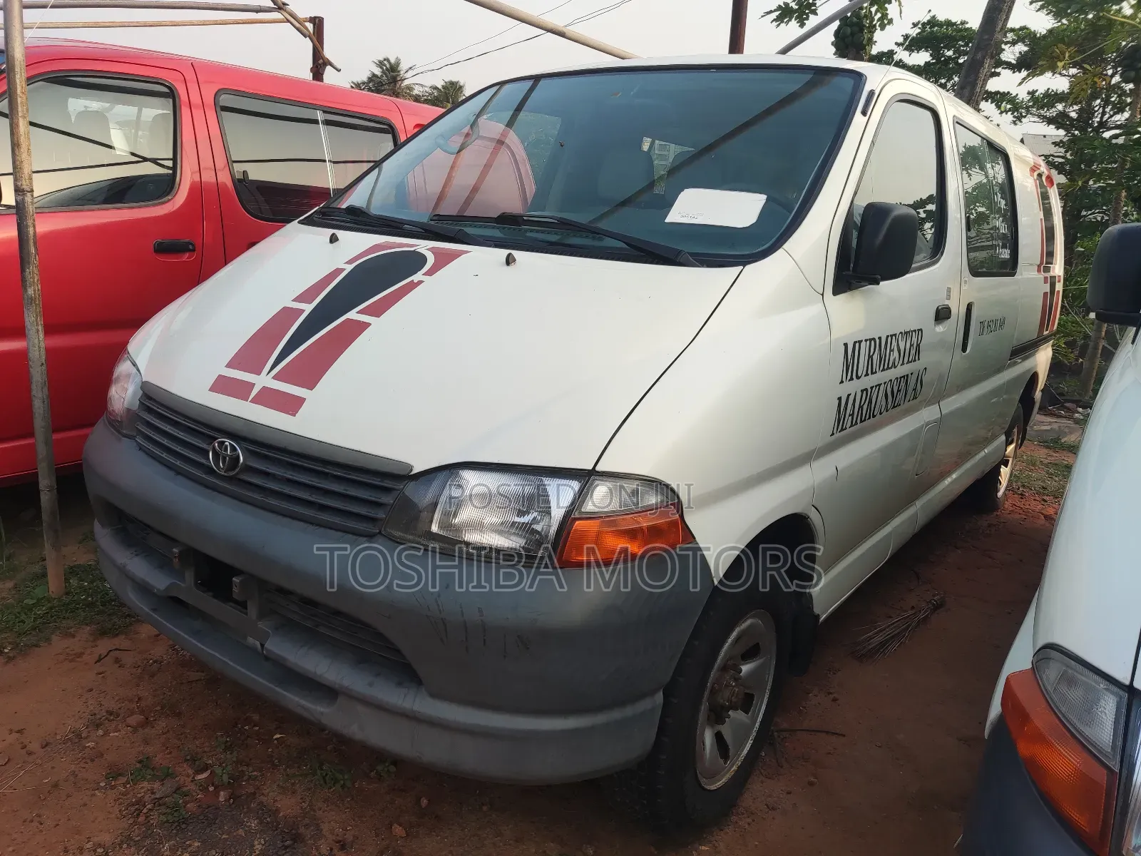 Toyota HiAce 2004 White