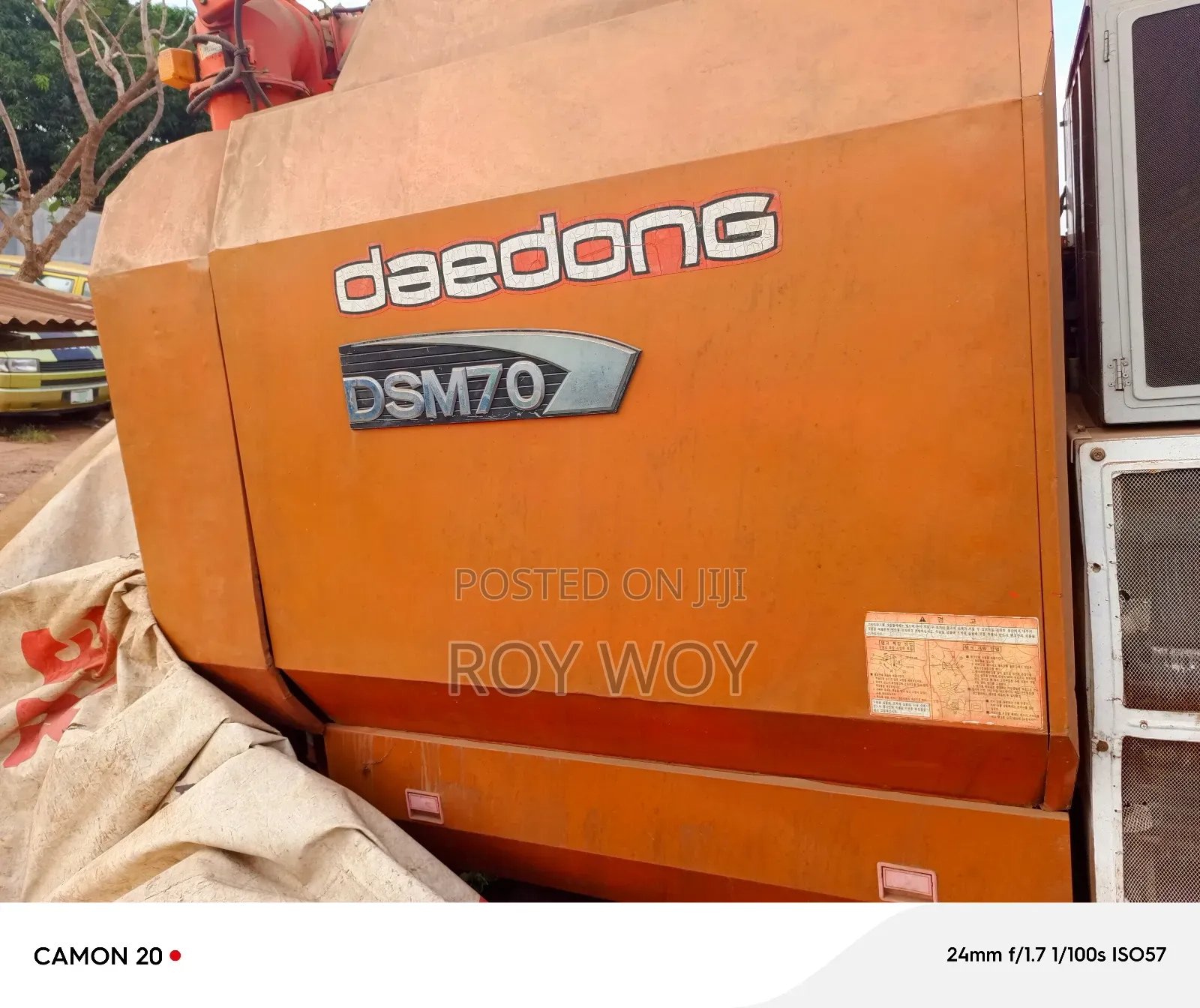 Daedong Combined Harvester