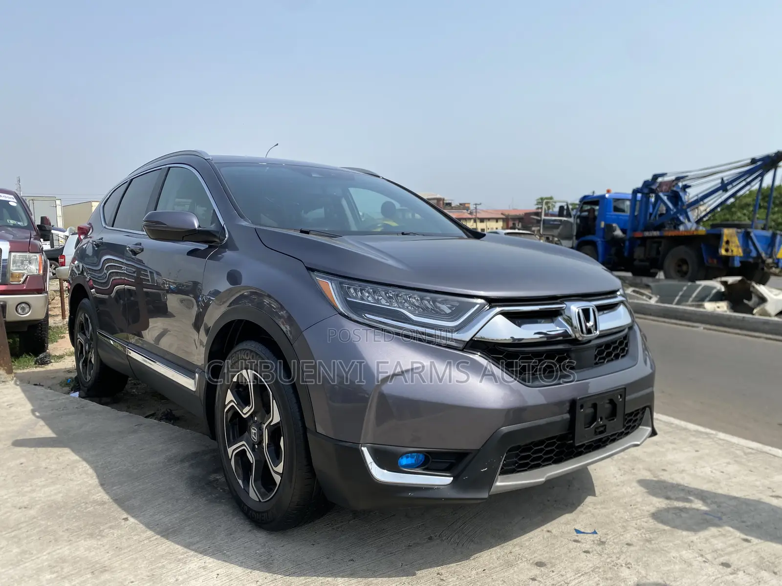 Honda CR-V Touring 4dr SUV AWD (1.5L 4cyl CVT) 2017 Gray