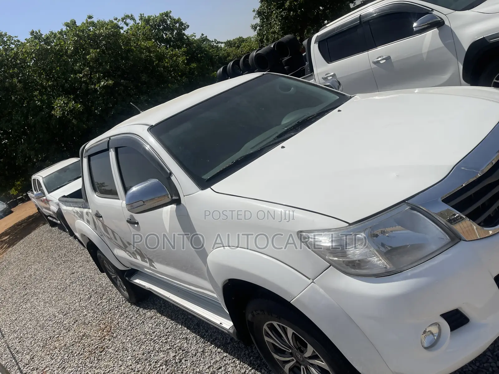 Toyota Hilux SR5 2013 White