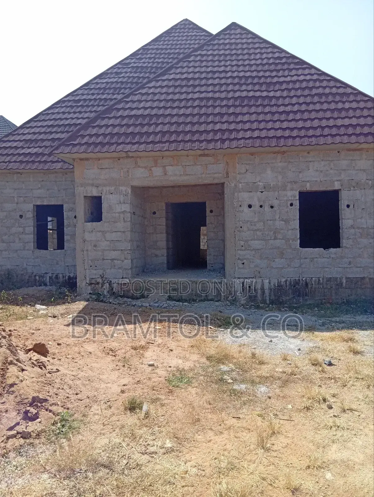 4bdrm Bungalow in Grace Field Estate, FHA for sale
