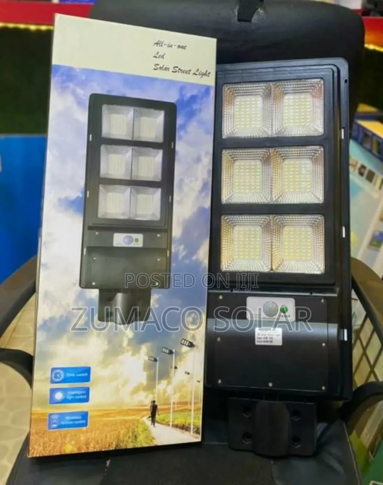 Quality Standard 600watts Solar Street Light