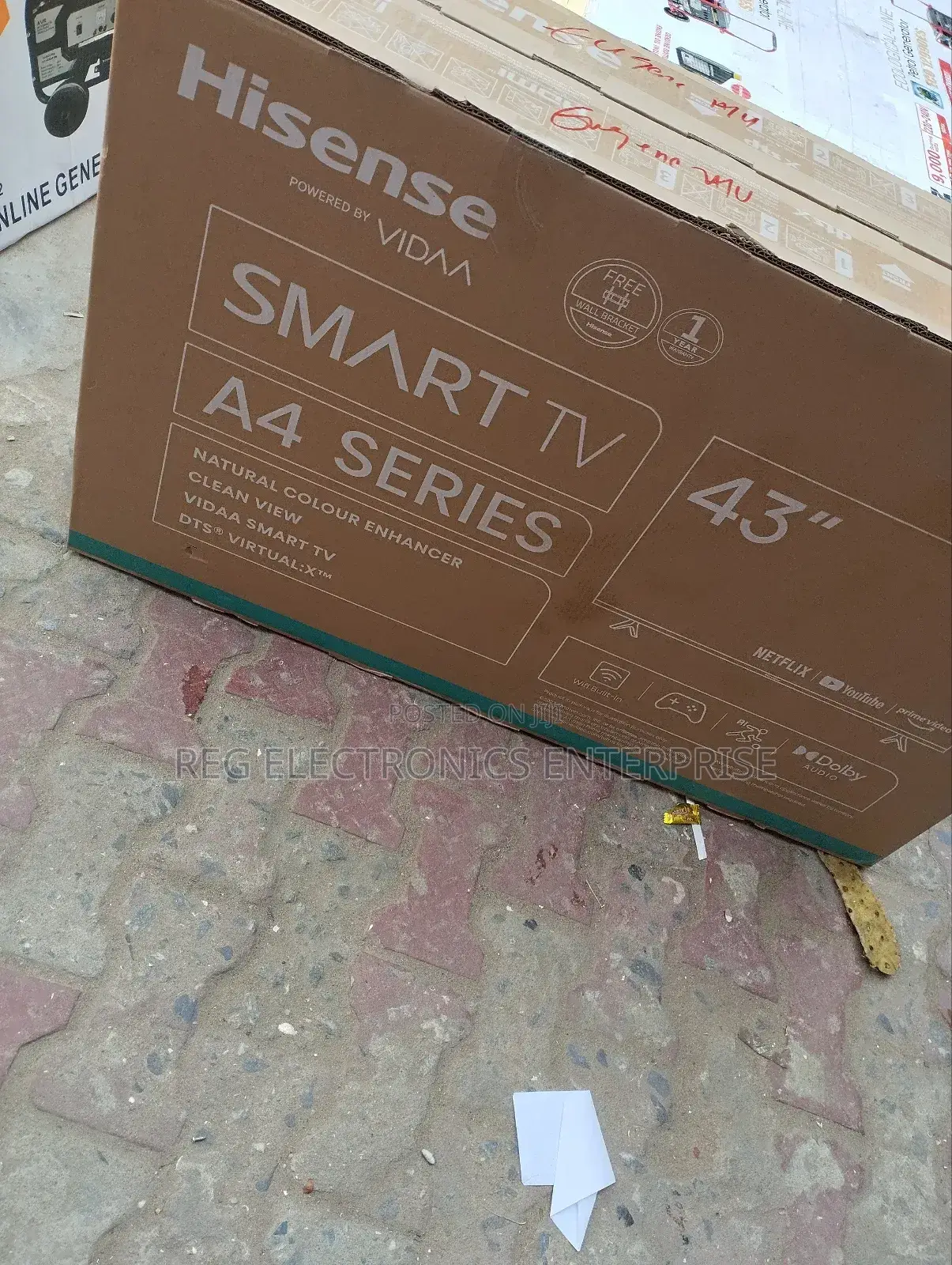 Hisense Smart TV 43 Inches