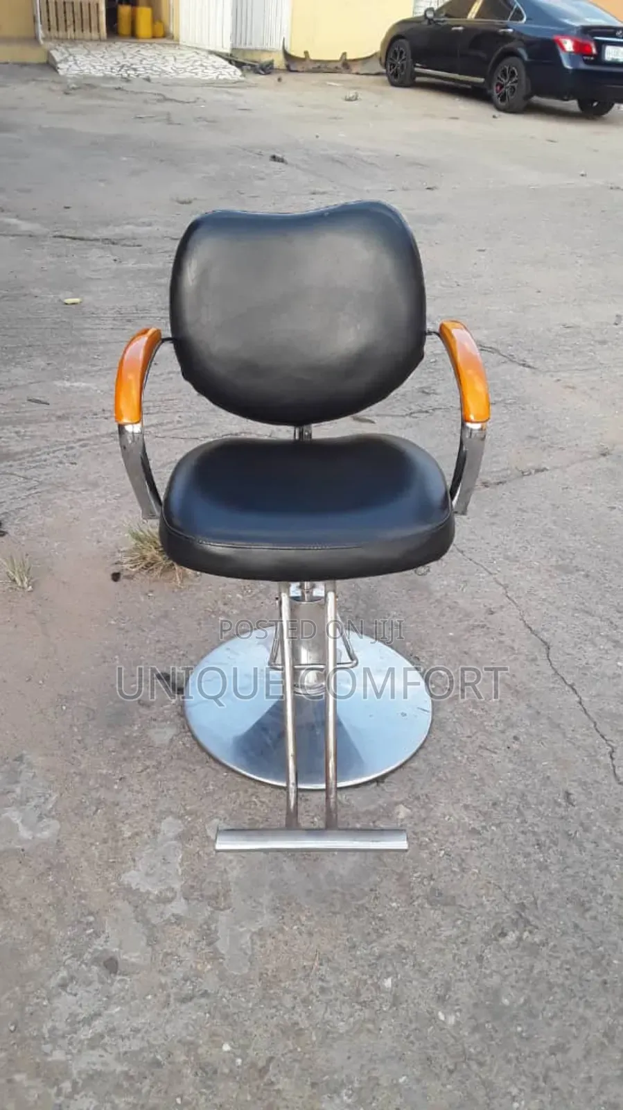 Imported Executive Salon Rolling Barber Chair
