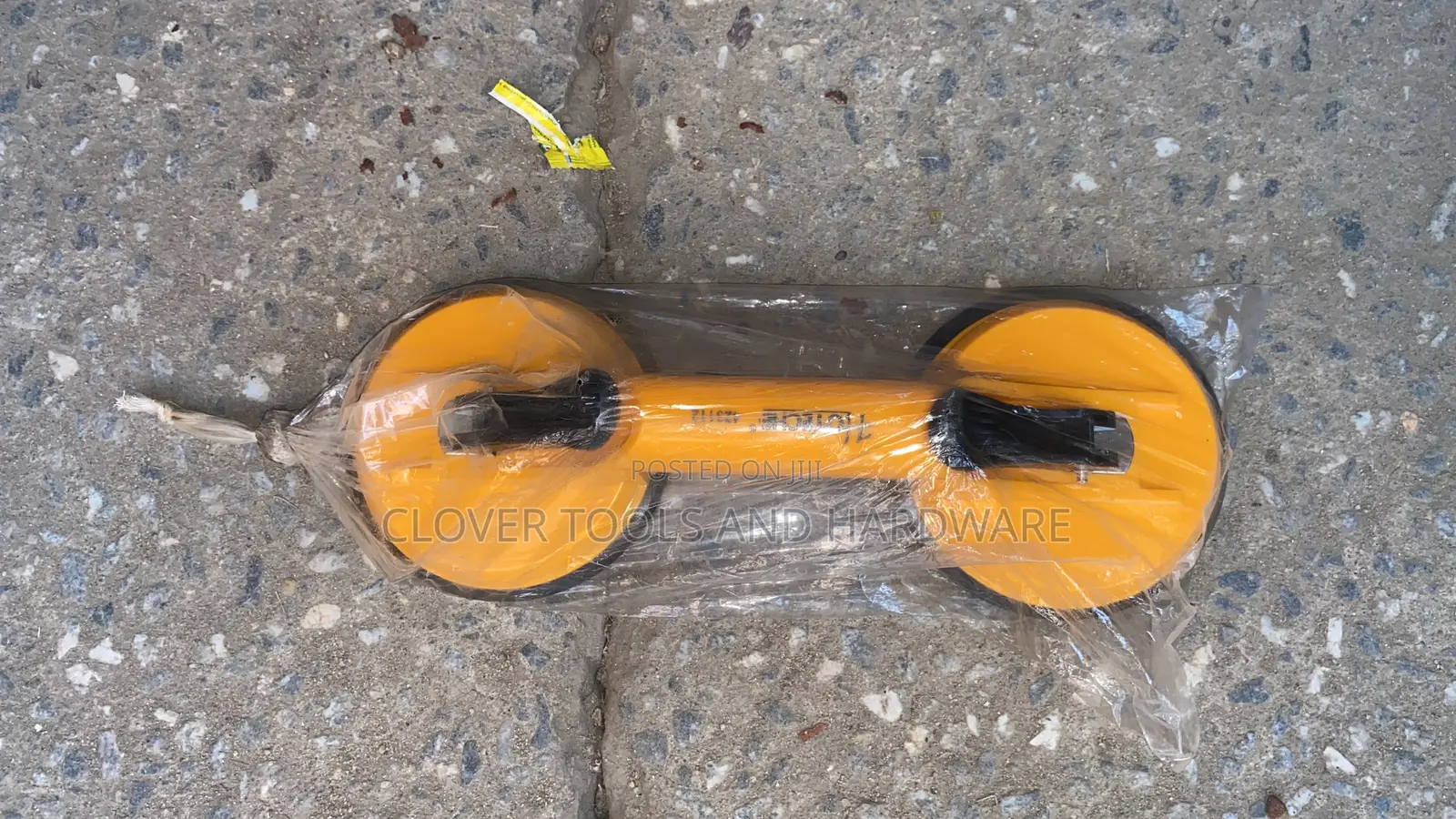 Dual Suction Cup Dent Puller