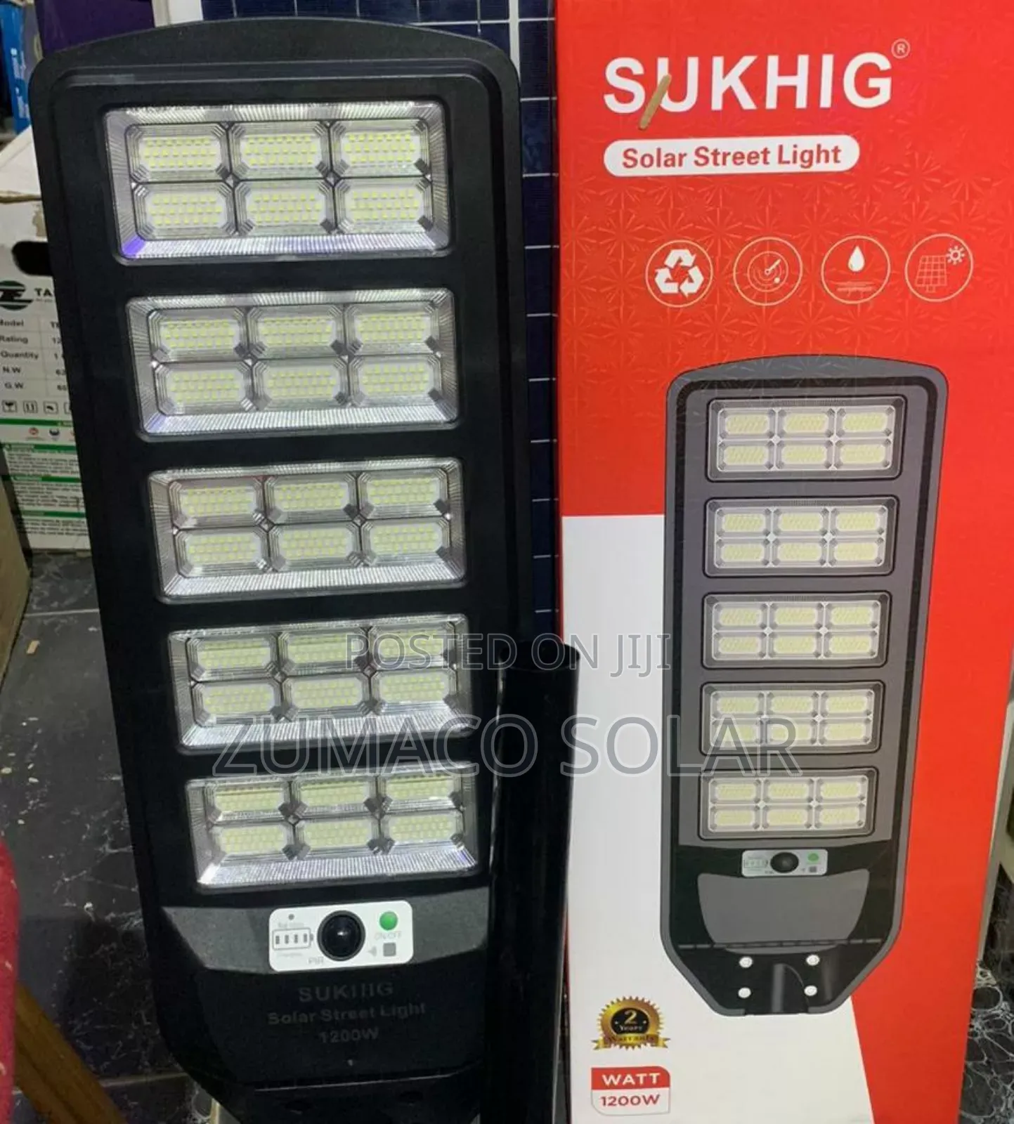 High Standard 1200 Sukhig Solar Streetlight